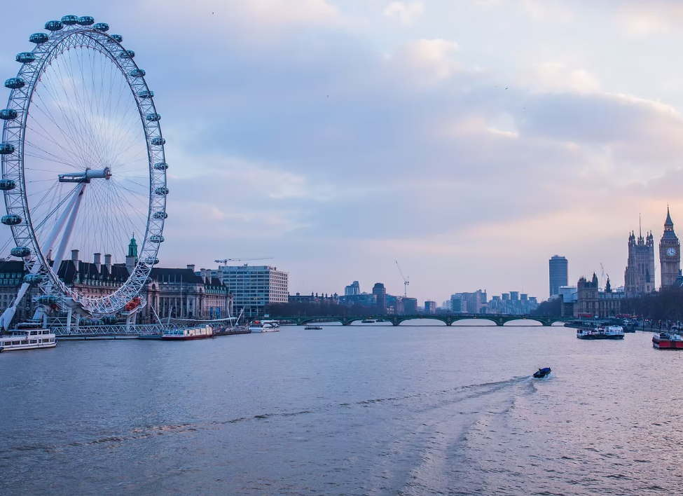 Picture of the River Thames with a view to the London Eye
