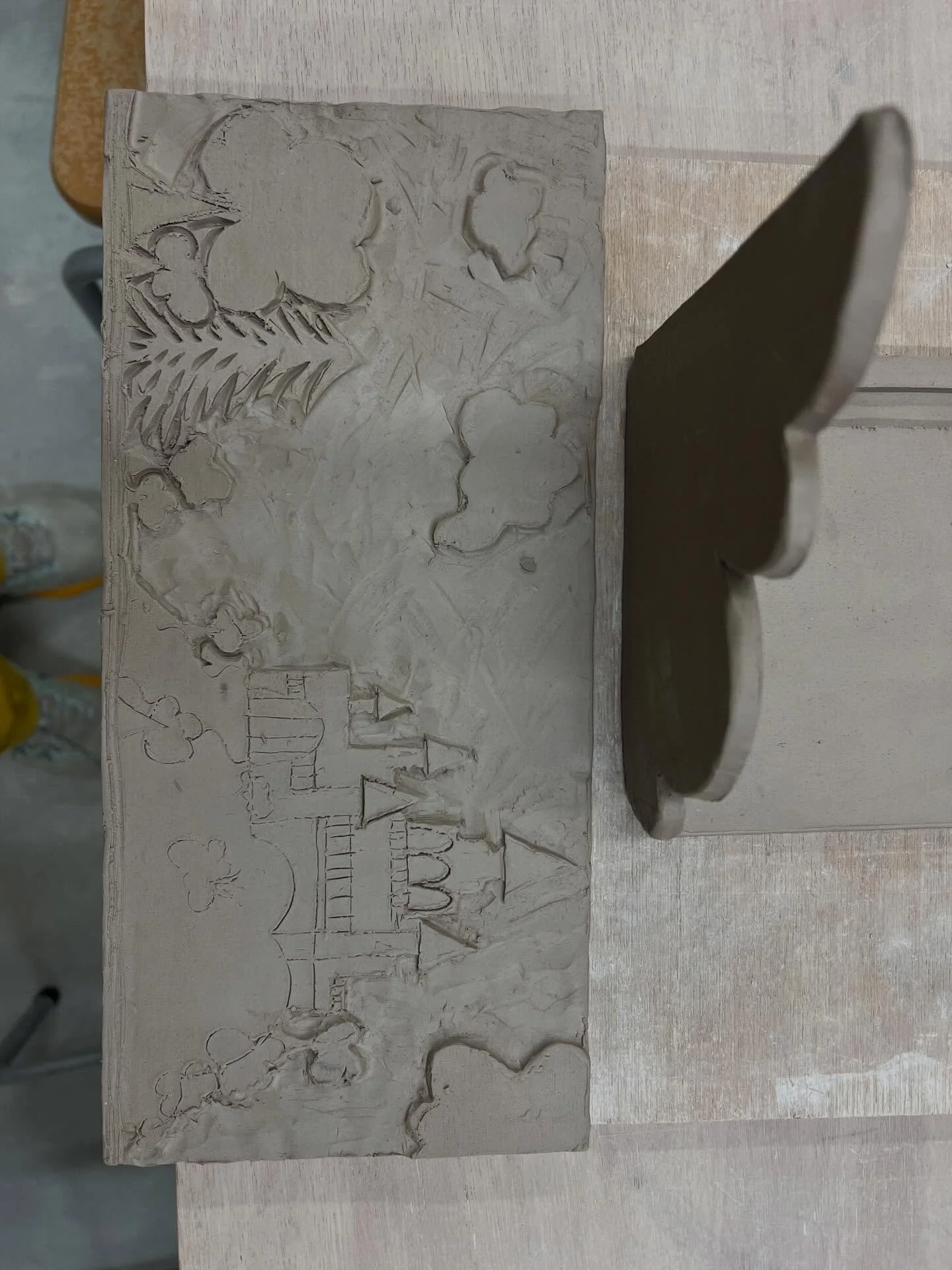 OMG have you seen the last episode of the Great Pottery throw down yet? Not to worry, I won&rsquo;t spoil who won, but I LOVED the first challenge; it was my dream challenge. I&rsquo;ve been so inspired that I&rsquo;ve started making some scenes too.