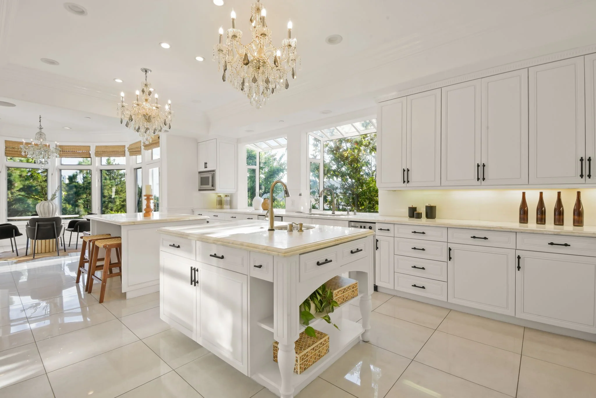 24-web-or-mls-11730 Stonehenge Ln_MEDIA360VR-24.JPG