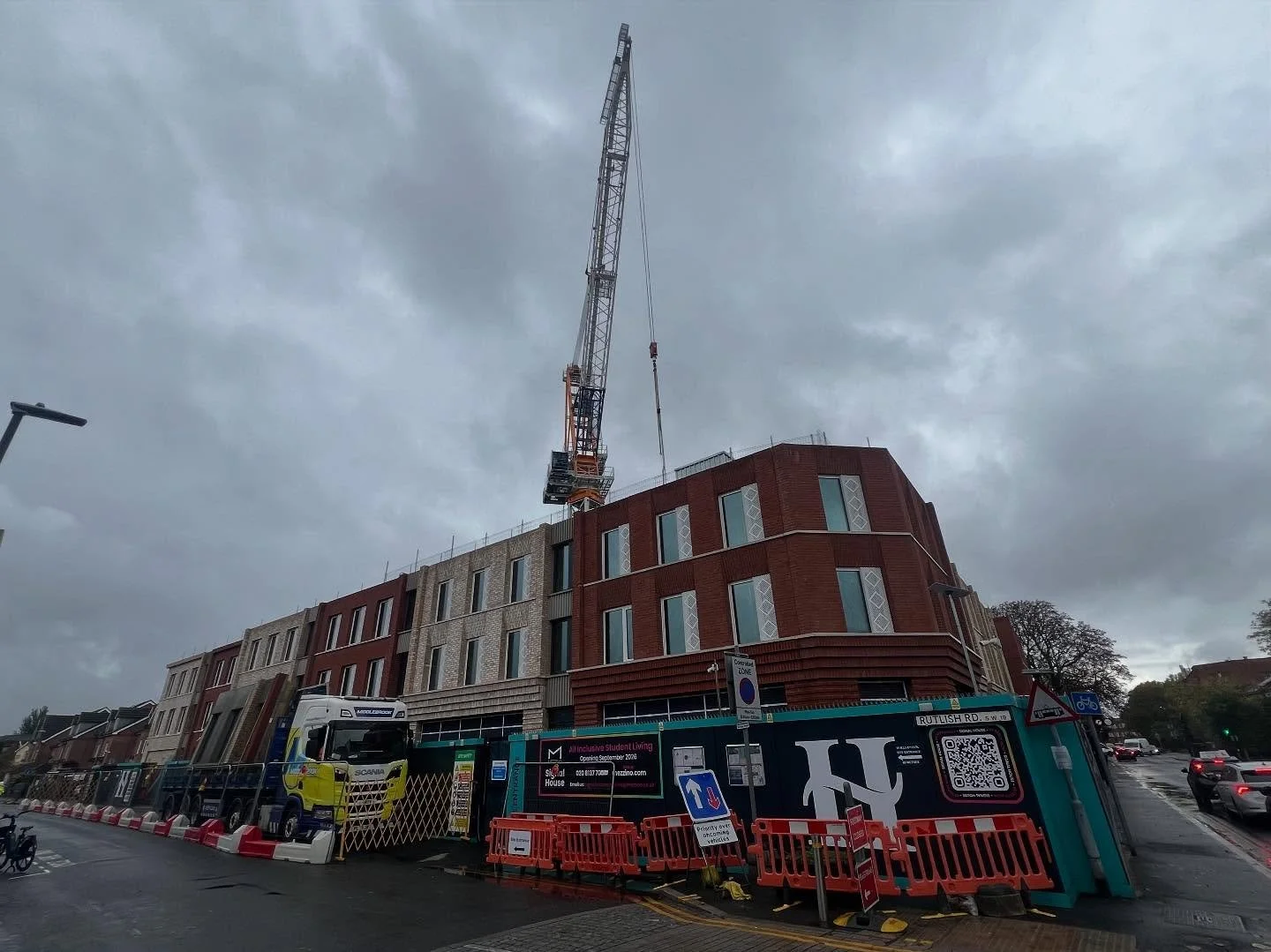 PROJECT SECURED ✅🔒

Kingston rd - it maybe a dark &amp; gloomy day in London but happy to announce we have the full thermal package across this project  #insulation #londoninsulationservices