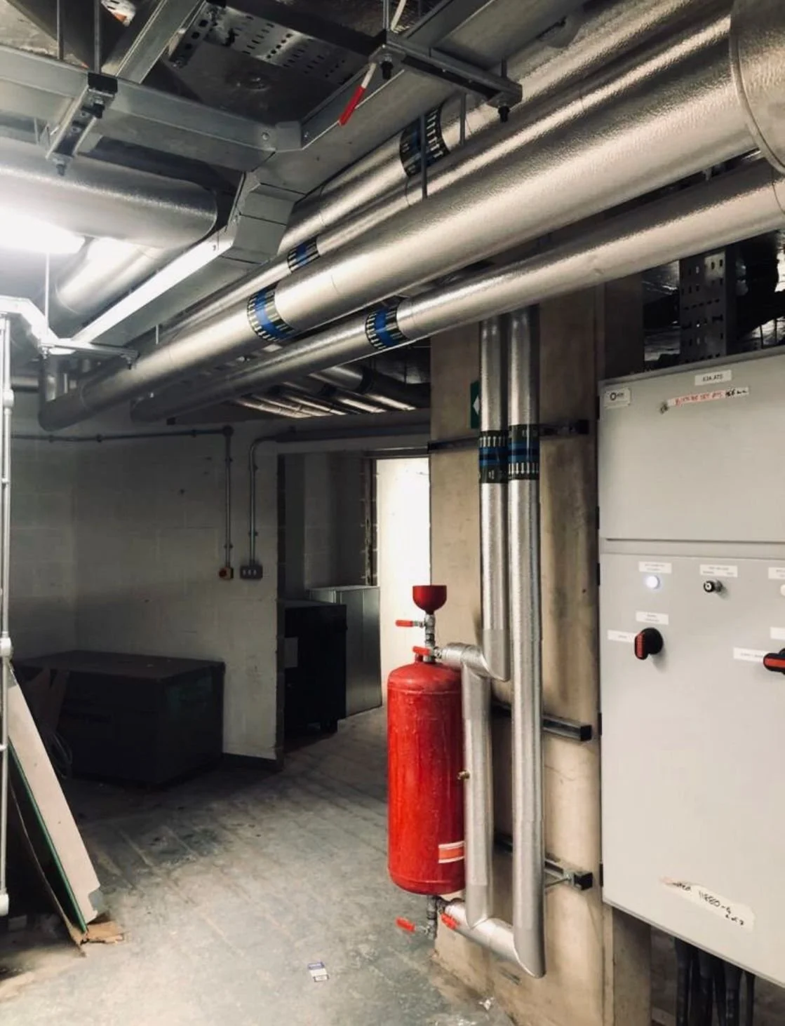 Tottenham Hale - Rockwall Section with Ali Stucco Finish 2.jpg