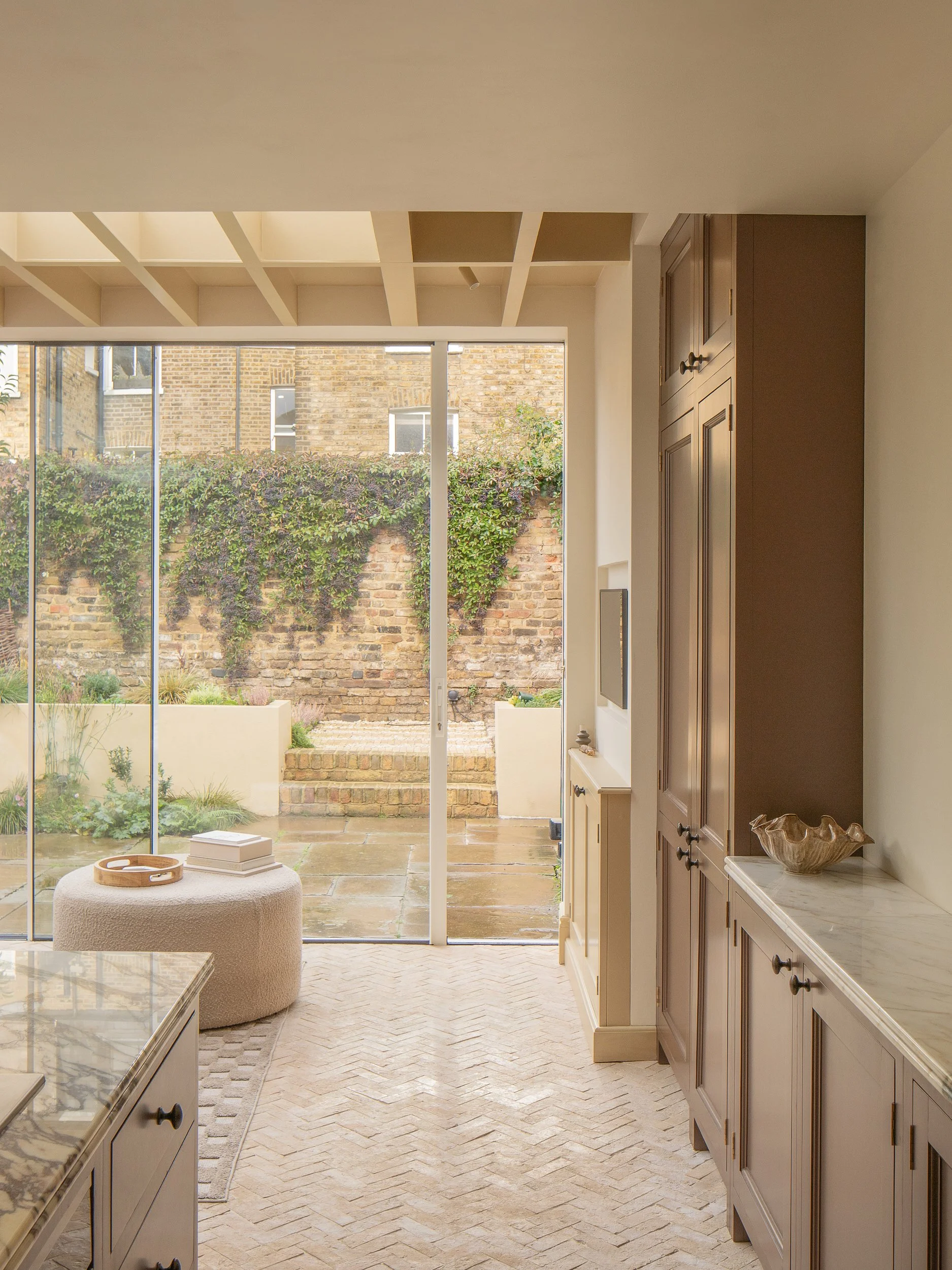 Mallinson Road Flat, Studiowerc,.jpg