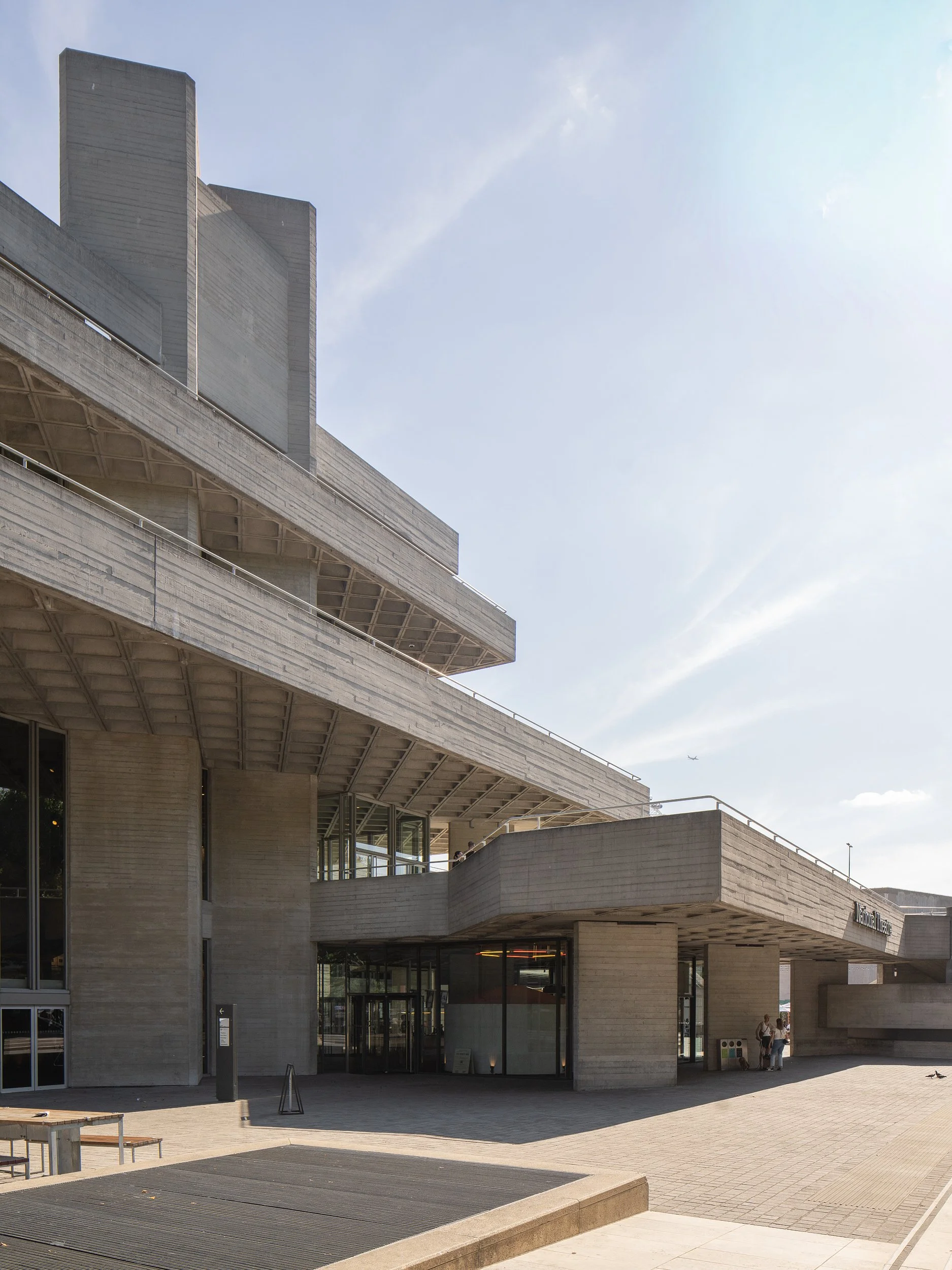 National Theatre, Denys Lasdun 1.jpg