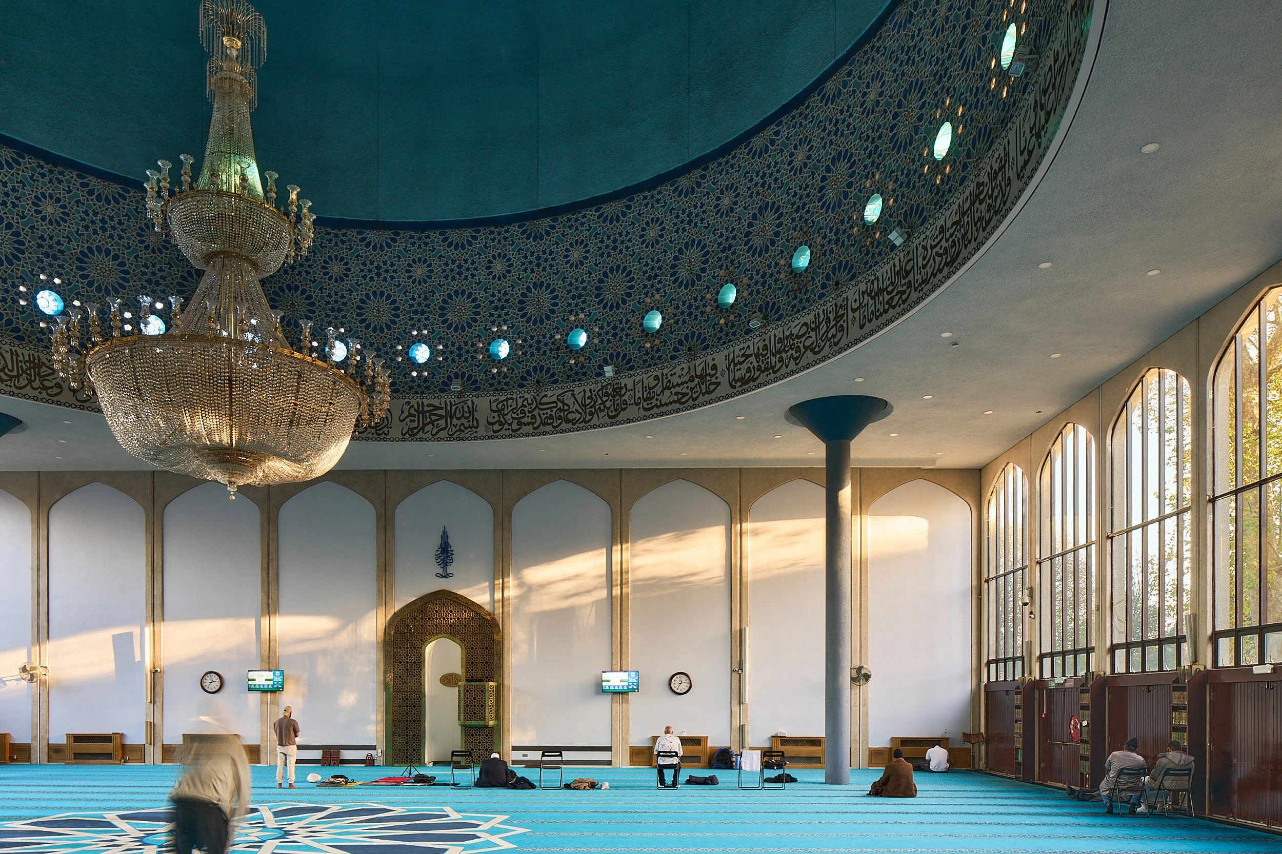 London Central Park Mosque, Regents Park, Frederick Gibberd.jpg