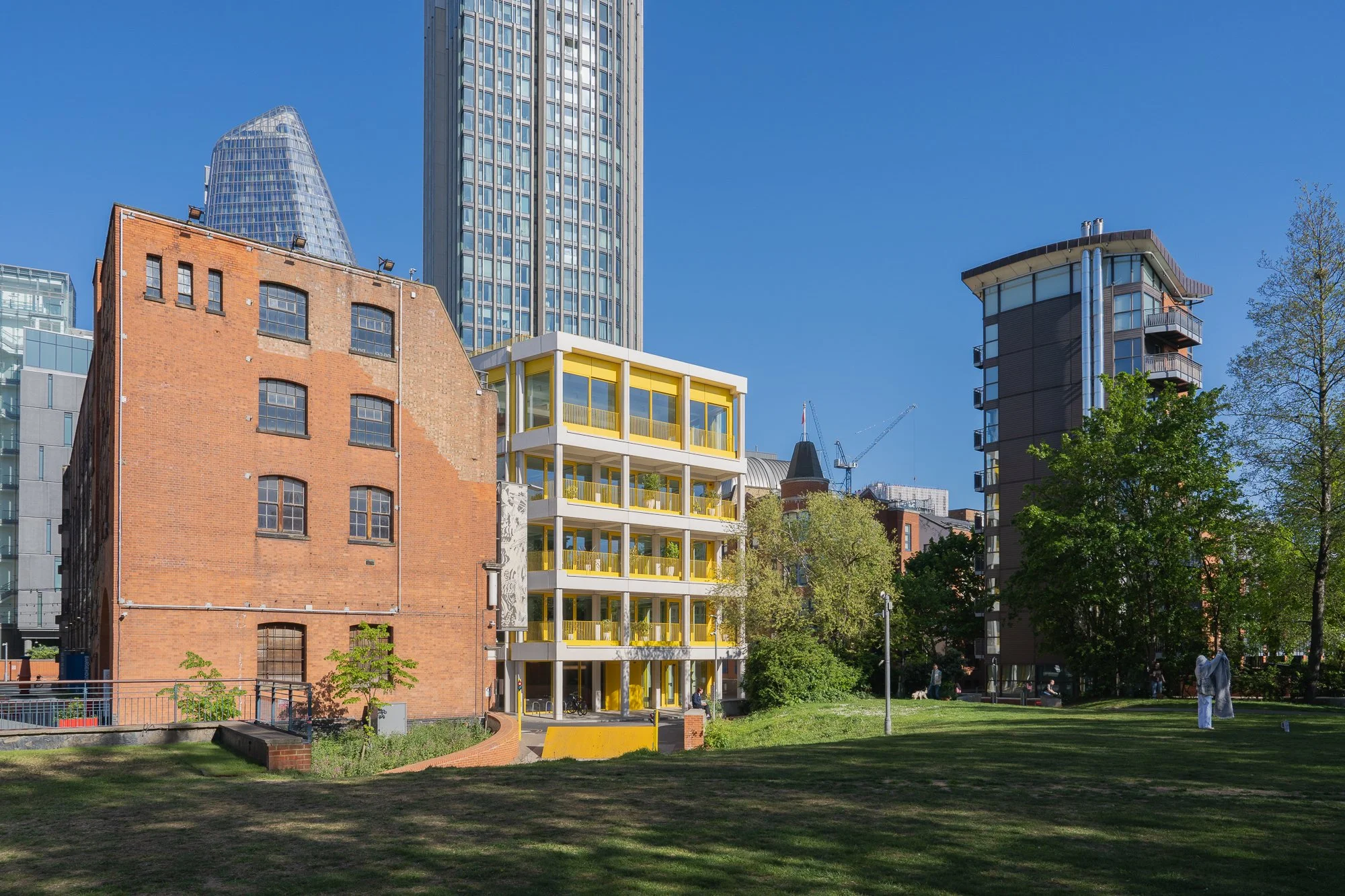 Barge Crescent, Henley Halebrown, ©Dylan Ford 2026.jpg