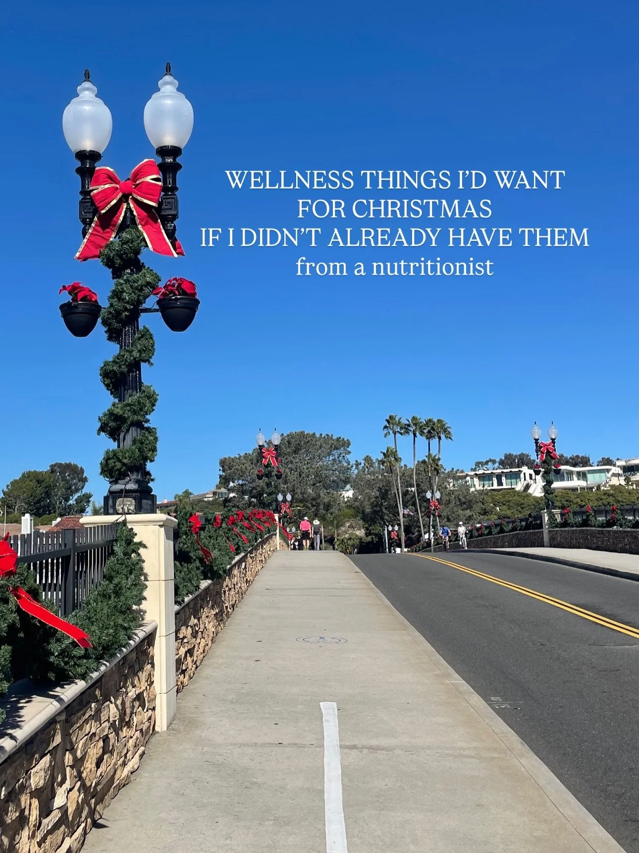 WELLNESS GIFT GUIDE 🌿🎁

🧘🏼&zwj;♀️For your wellness obsessed friends &amp; family members

🙏🏻These are things that I personally own, use and swear by so they&rsquo;re sure to be a success 

💝(Almost) everything is linked in my LTK (link in bio!