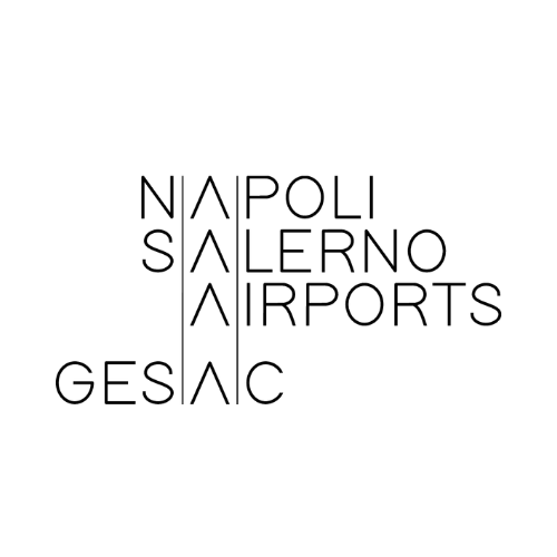Logo con le parole Napoli, Salerno, Aeroports, GESAC disposte verticalmente e orizzontalmente.