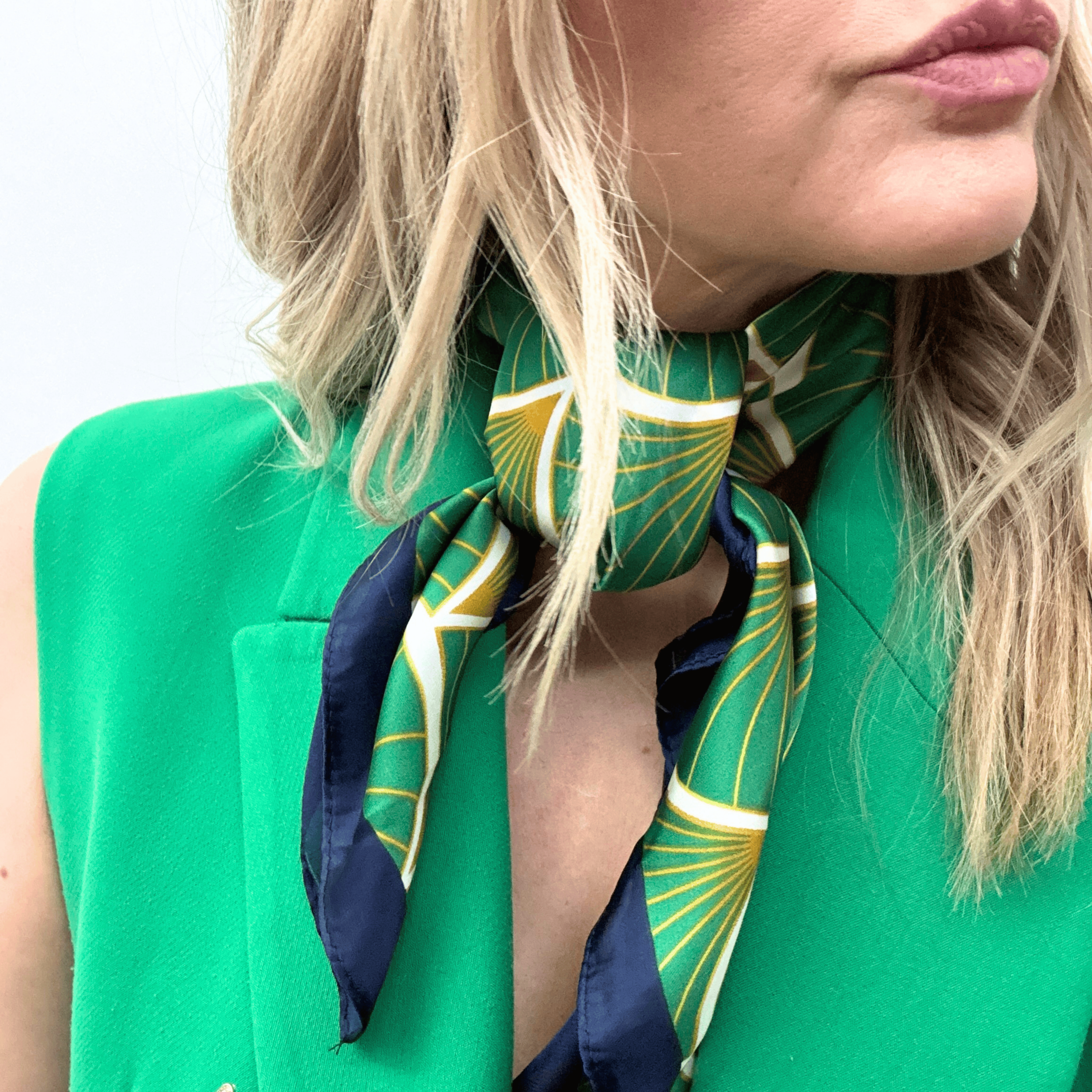 The Heirloom Emerald Wrap