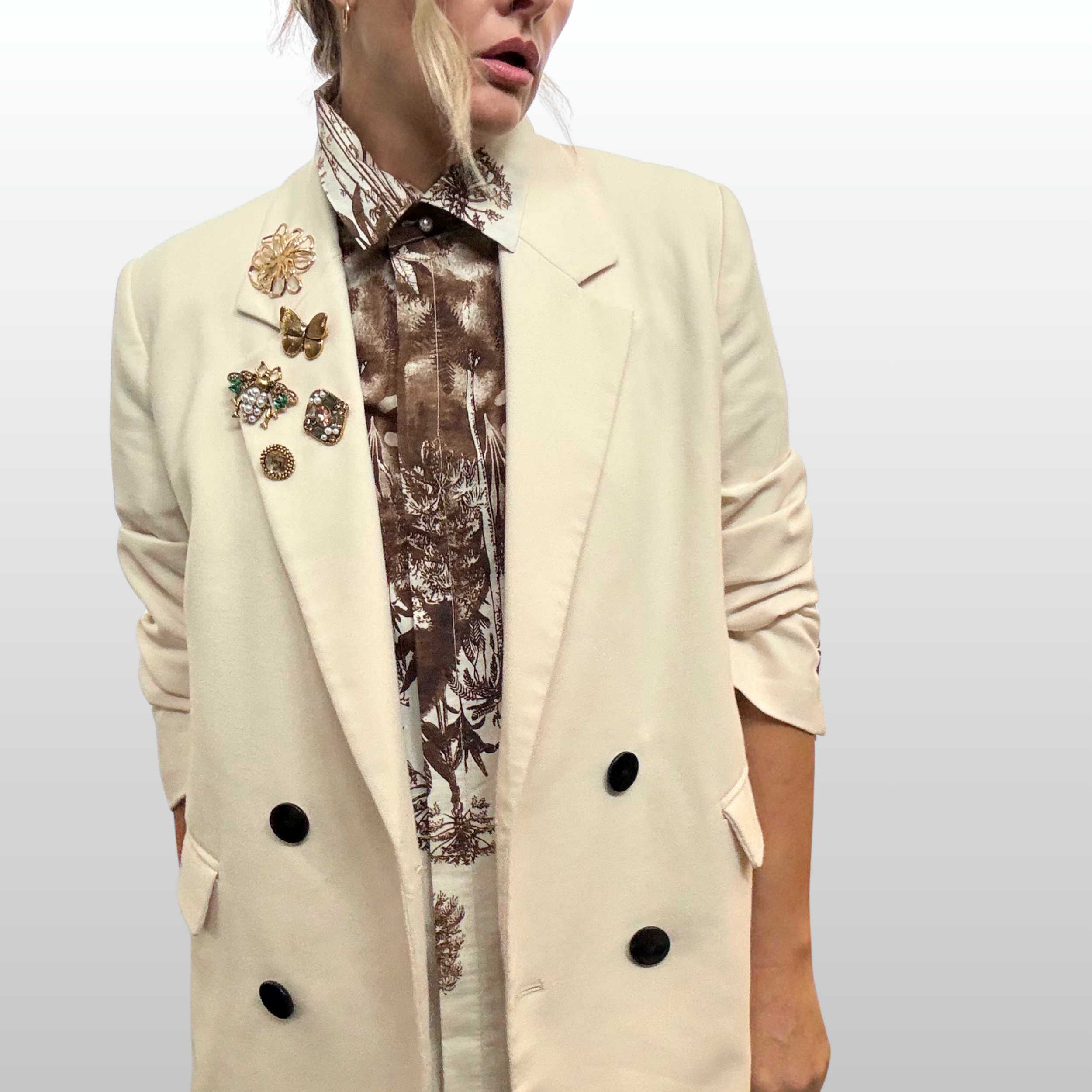 asymmetric-brooch-stack-white-blazer-the-brooch-house.png