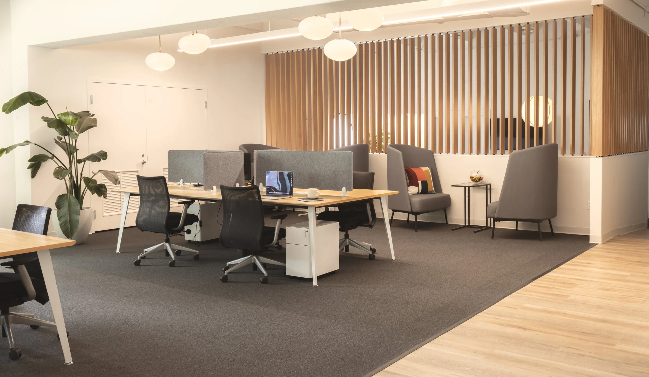 Coworking-Dedicated-Desks-Mound-Westonka