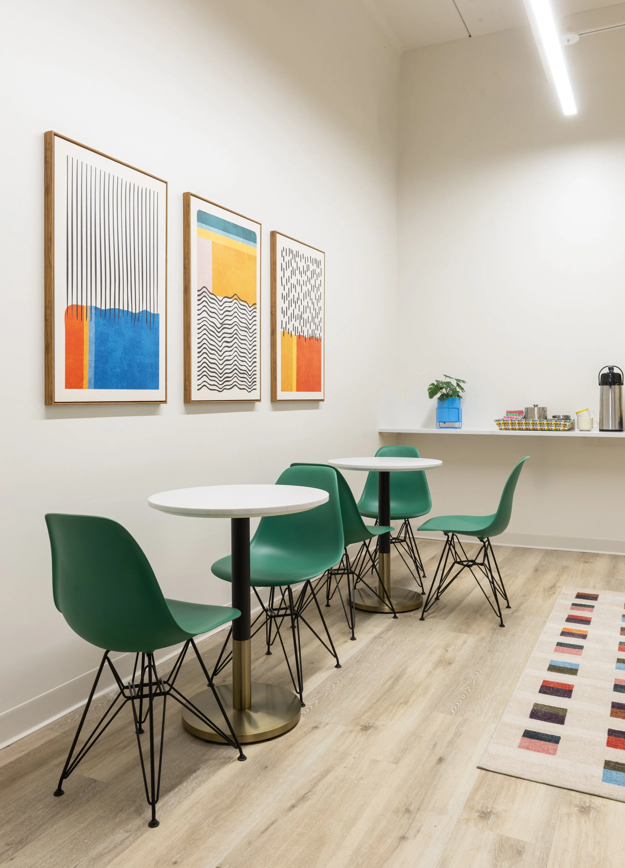 Coworking-Kitchen-Seating-Mound-Westonka