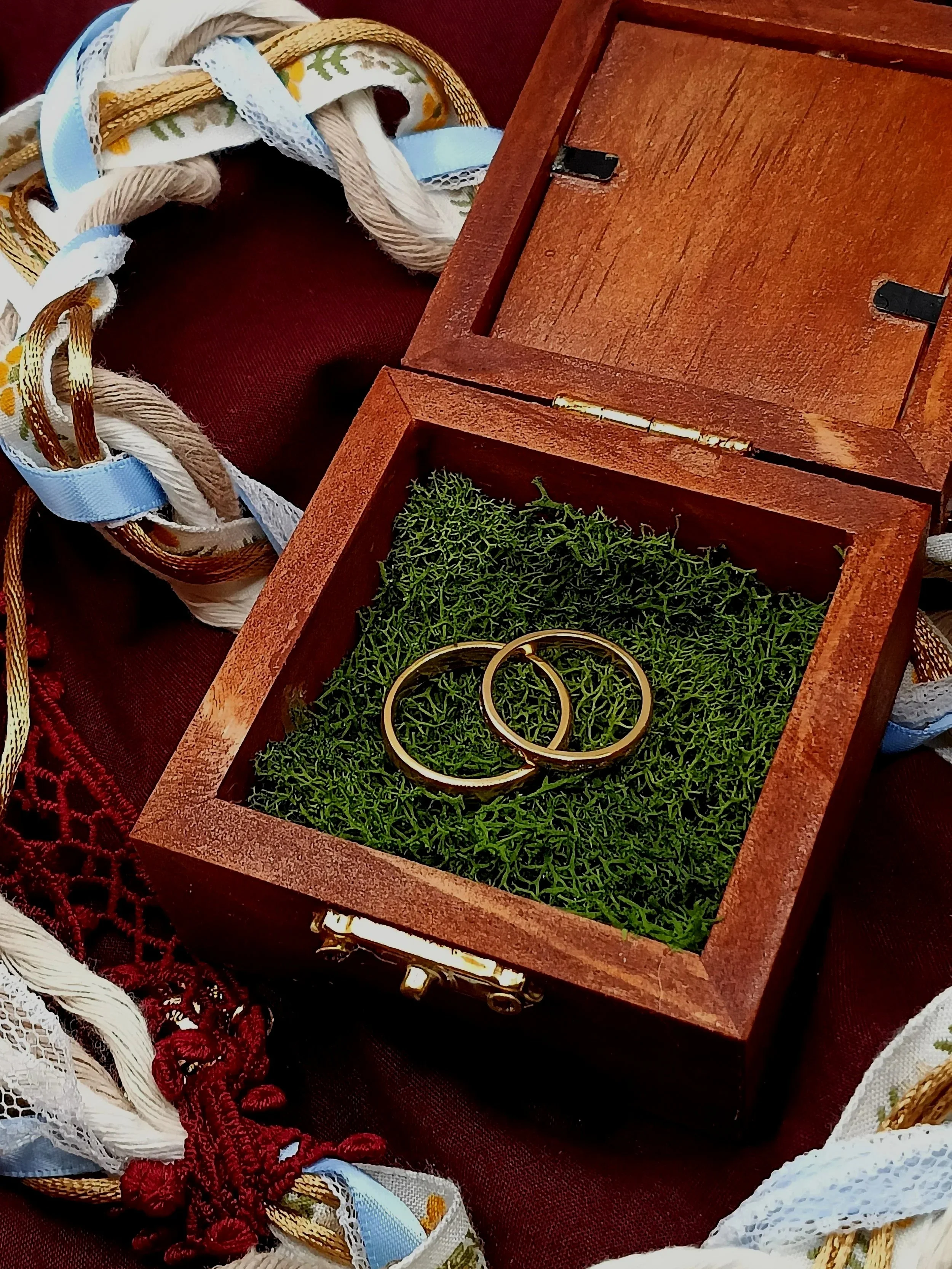 Hand fasting ritual/Wedding Services