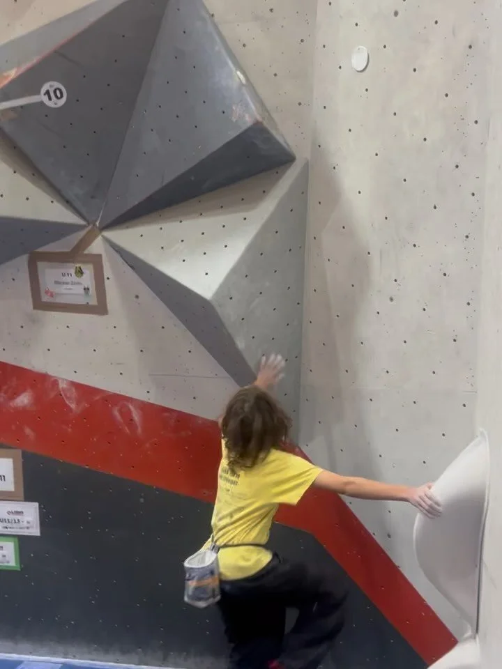 Proud parenting moments little one flashing some climbs this weekend my 🕷️ I could watch you for dayzzz &hellip; @endlessbummerny