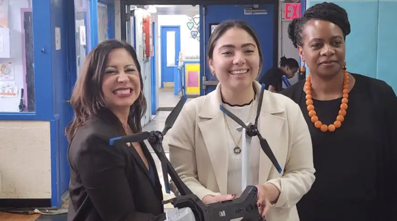 Astoria students learn about drones and green energy jobs at STEM event