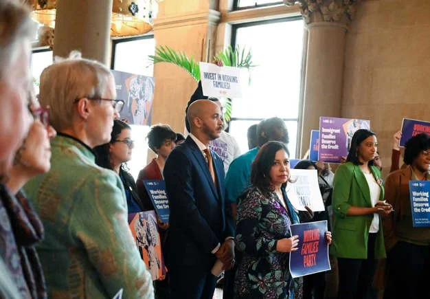 Advocates rally behind consolidated family tax credit