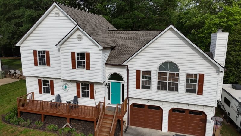 GAF-weathered-wood-Lifetime-Roofing-system-and-new-6in-royal-brown-gutters-1-800x450.jpg