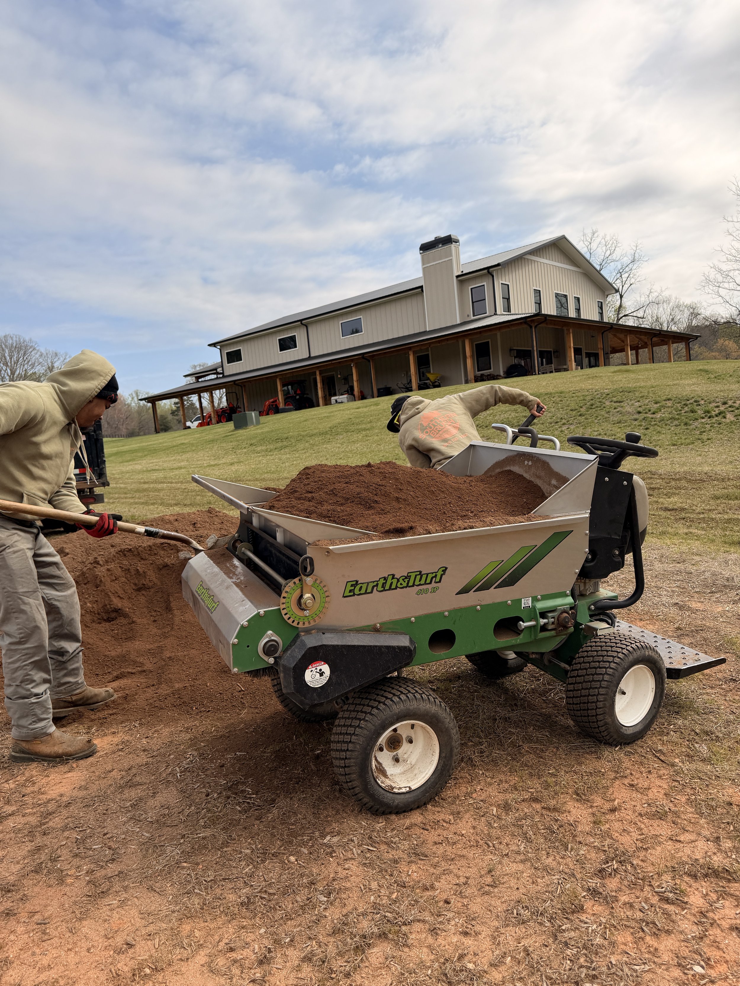 Top Benefits of Top Dressing Your Lawn with Compost in North Georgia