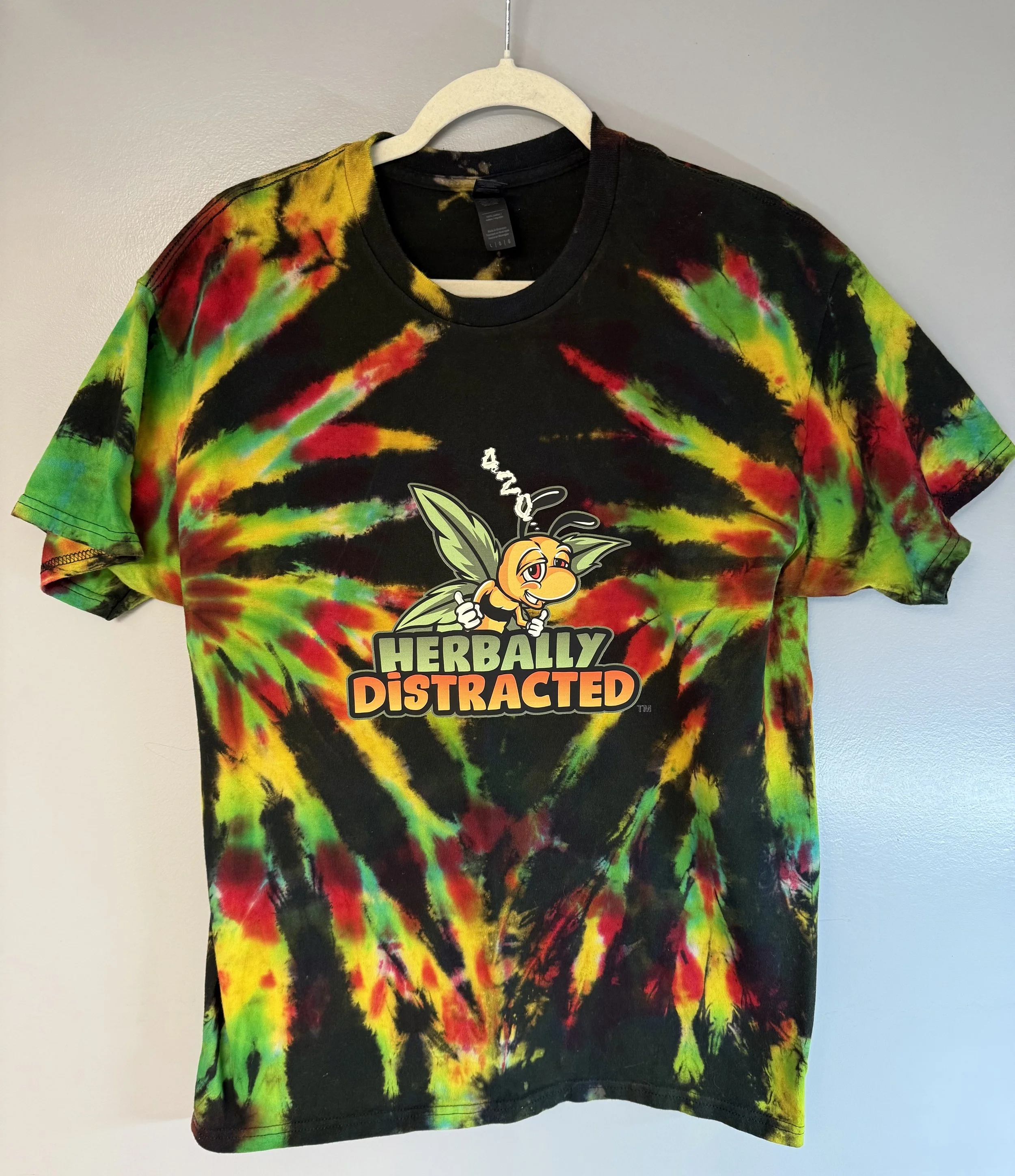 Herbally Distracted™ – Buzz Marley Gildan Tie-Dye T-Shirt - Wild Colorburst - LARGE
