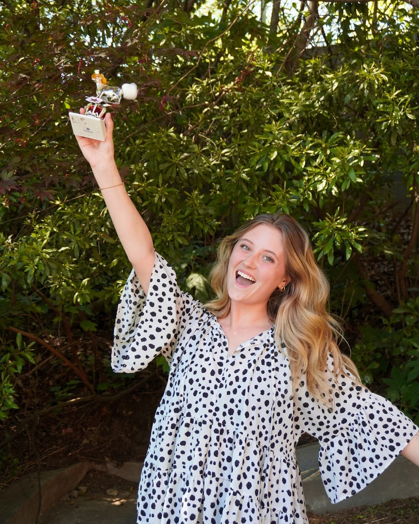 She may be our newest employee, but now she's our newest G.O.A.T.! Ever since @haileymarkovsky joined the housemates, she's put in the hard work and constantly put smiles on our faces. This combo of joy and "just do it" makes her a natural 