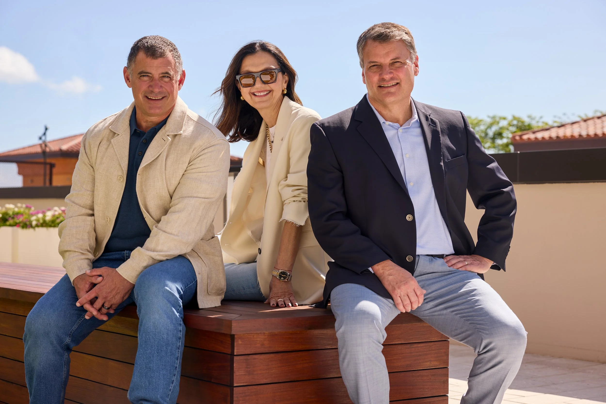 HOCthemixx0125_04_Group_225rsRGB (1).jpg