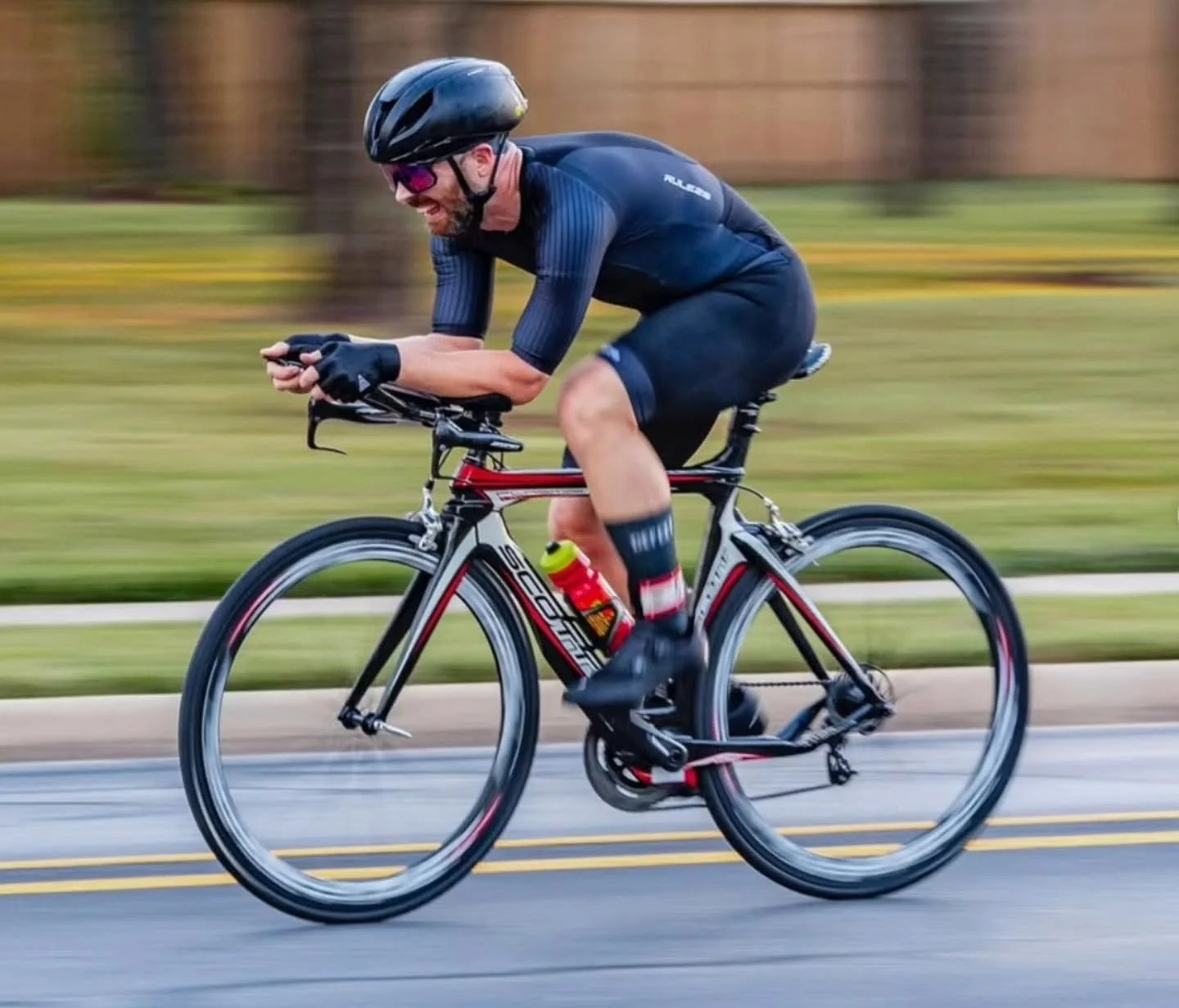 Our athlete Curtis Grace snagged another win in a time trial as part of his @Walmart Relay team at the @weresearchms Triathlon Festival this past weekend here in Bentonville, AR! Congrats Curtis!

#rothetraining #winning #timetrial #triathlon #cyclin