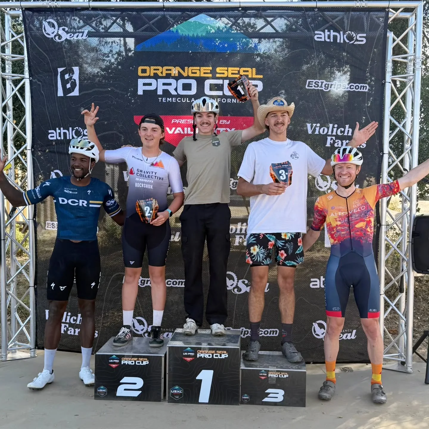 💥 Two for Two! 2 races, 2 wins for @aidennn2121 at this past weekend's @uscupmtb at Vail Lake, CA! XCC WIN on Friday, and XC WIN on Sunday in the Cat 1, 19-39!

#rothetraining #winning #uscupmtb #MTB #vailocitybikepark