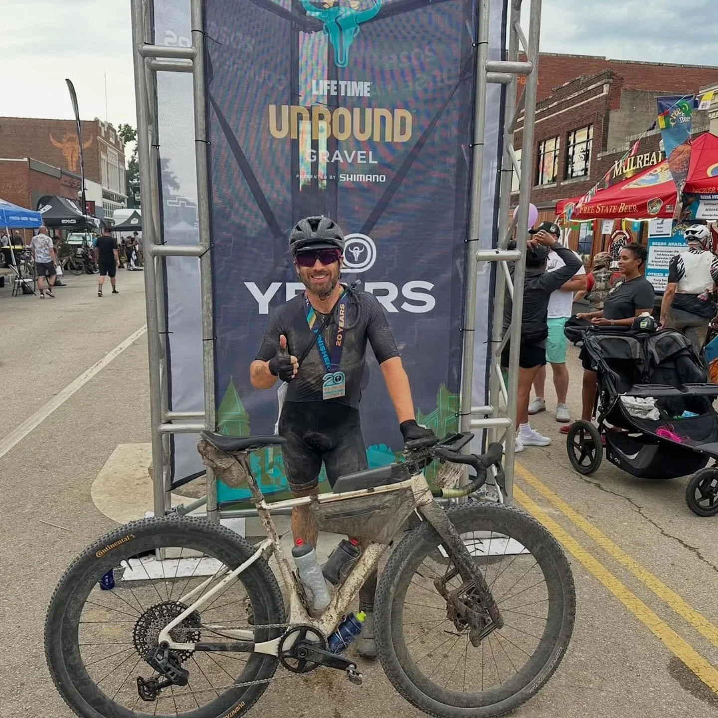 RT athlete Curtis Grace successfully conquered his first @unboundgravel 200 last weekend in some tough conditions 👏 !

🛣️ 206 miles
🕒 12:37 hr
⛰️ 8900 ft
🛠️ 7911 kJ
📊 659 TSS
🚲 @laufcycles Seigla

#rothetraining #cycling #unbound #unboundgravel