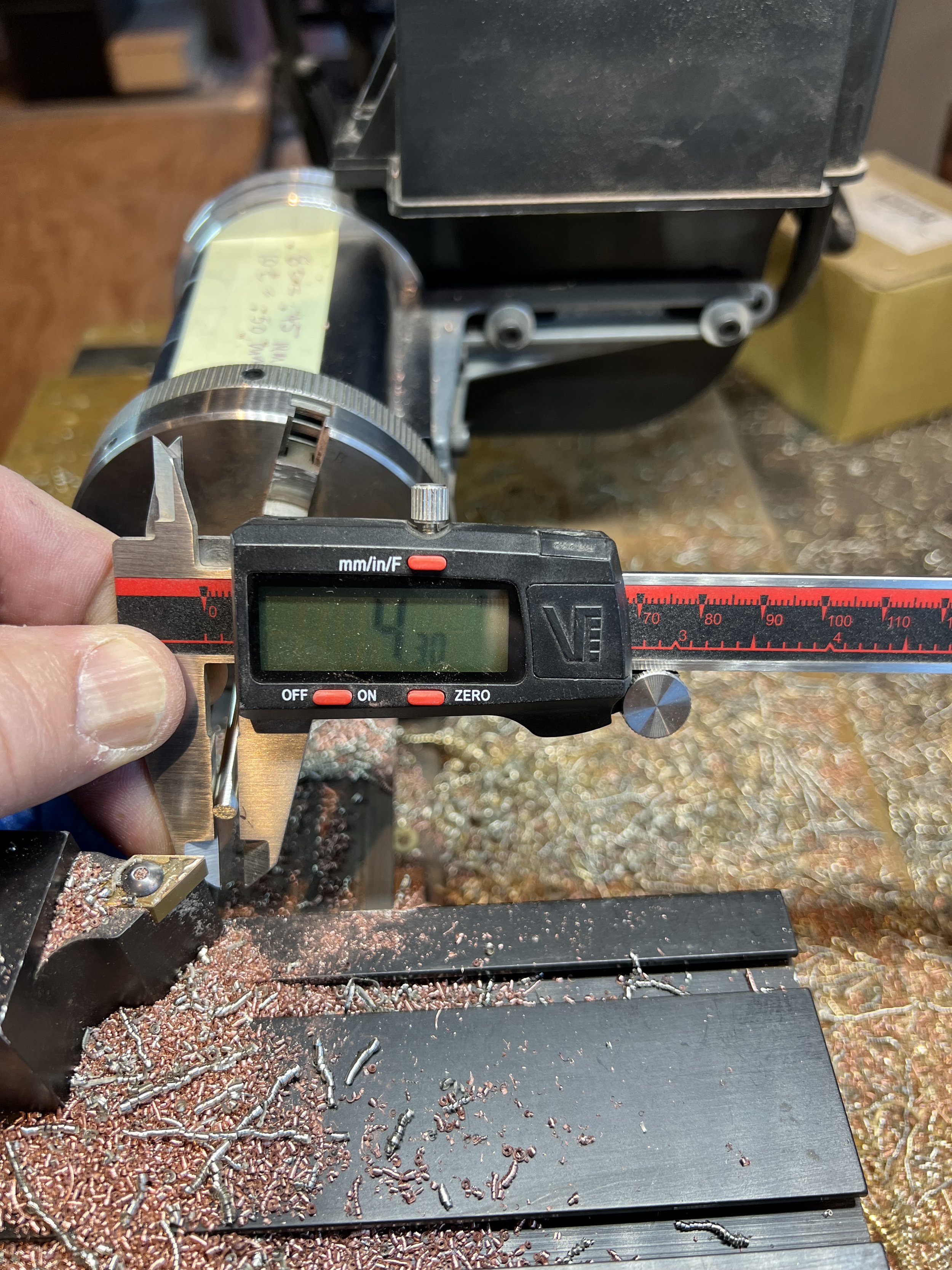 MEASURING DURING PEG MILLING