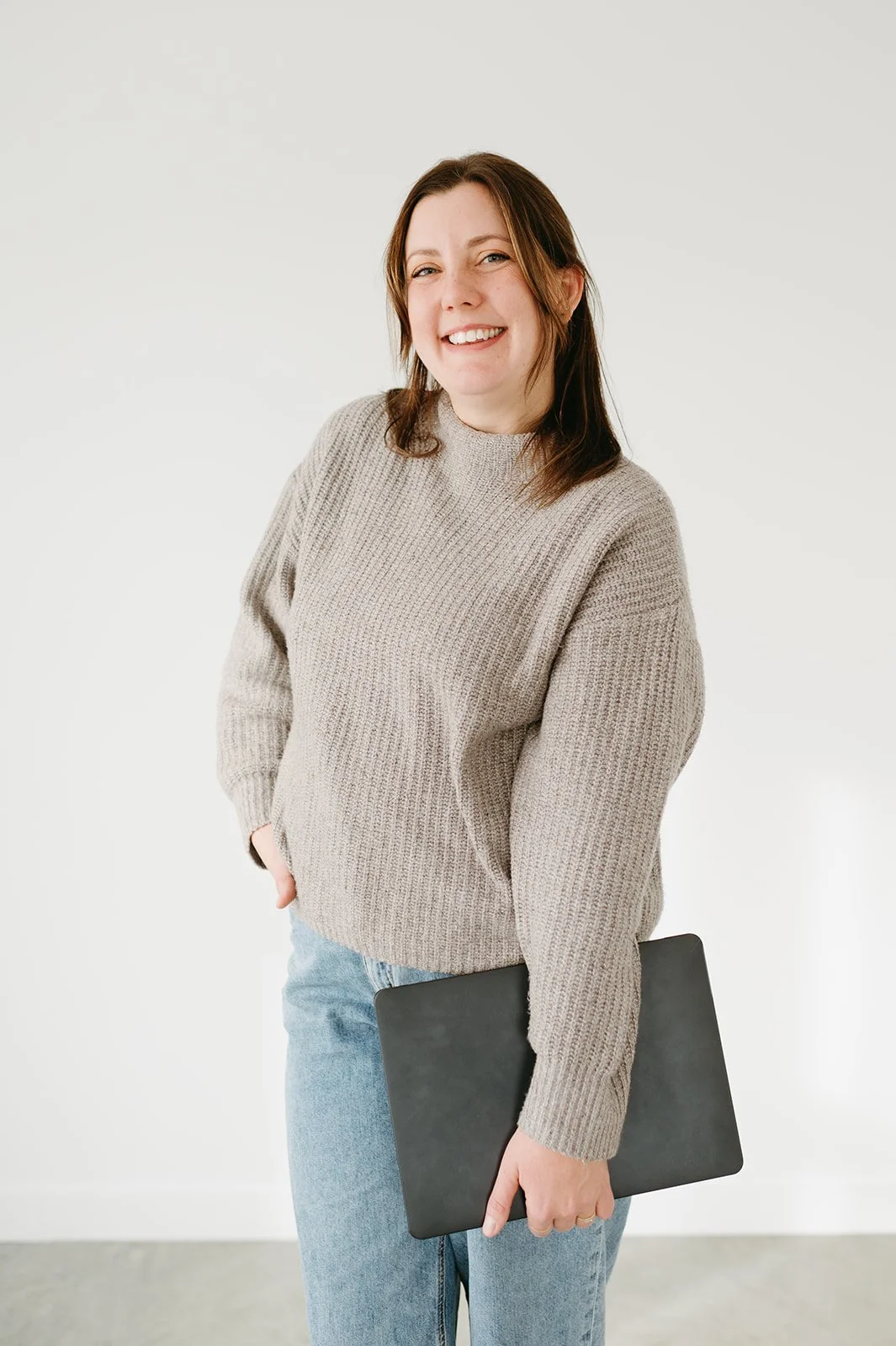 Dr. Justine Corderre