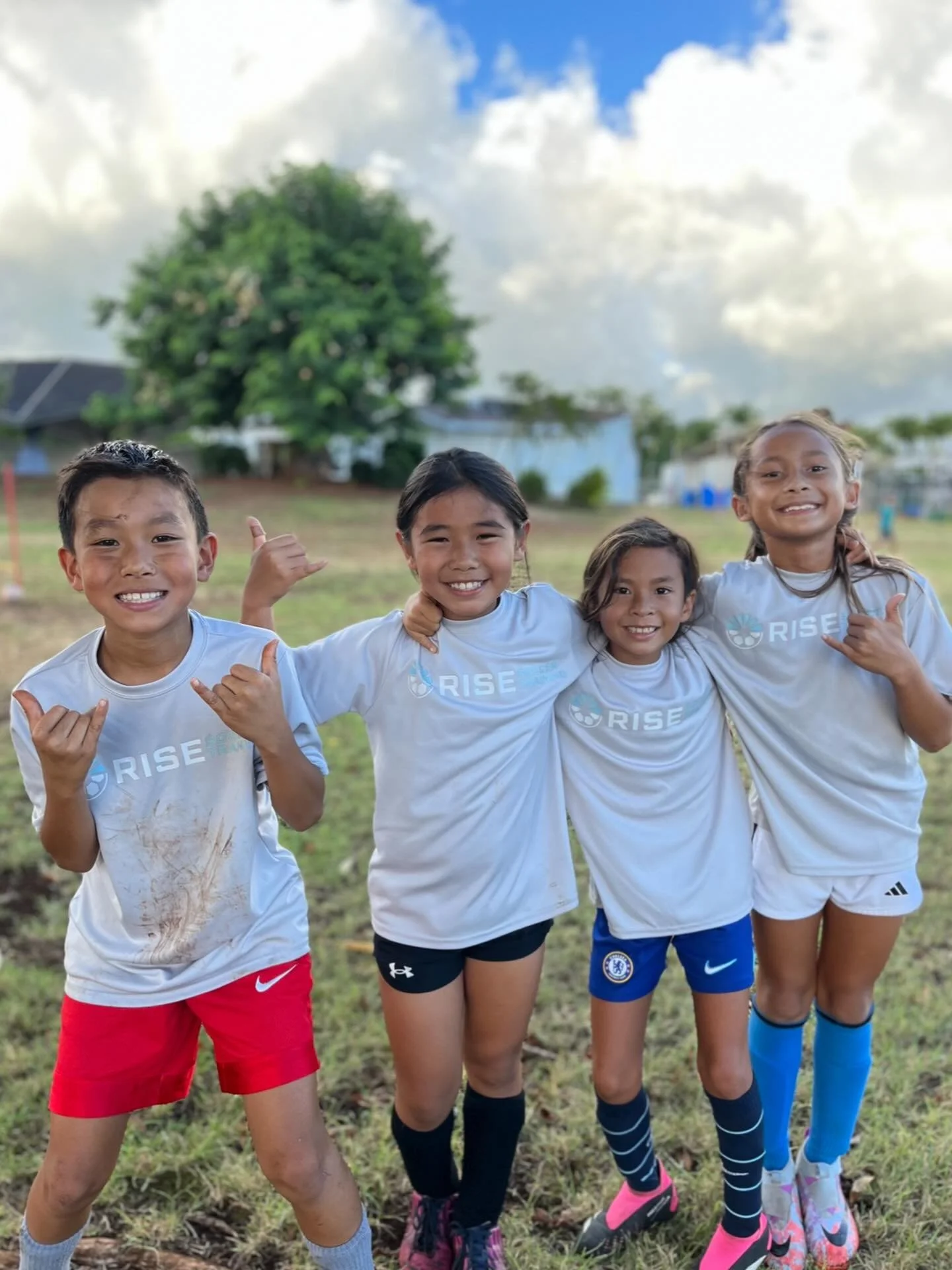 🎉 Happy New Year from all of us at Rise Soccer! We're looking forward to seeing you all back on the pitch in a few days 🙌🏾

#808soccer #oahusoccer #hawaiisoccer #youthsoccer #hawaiisoccer