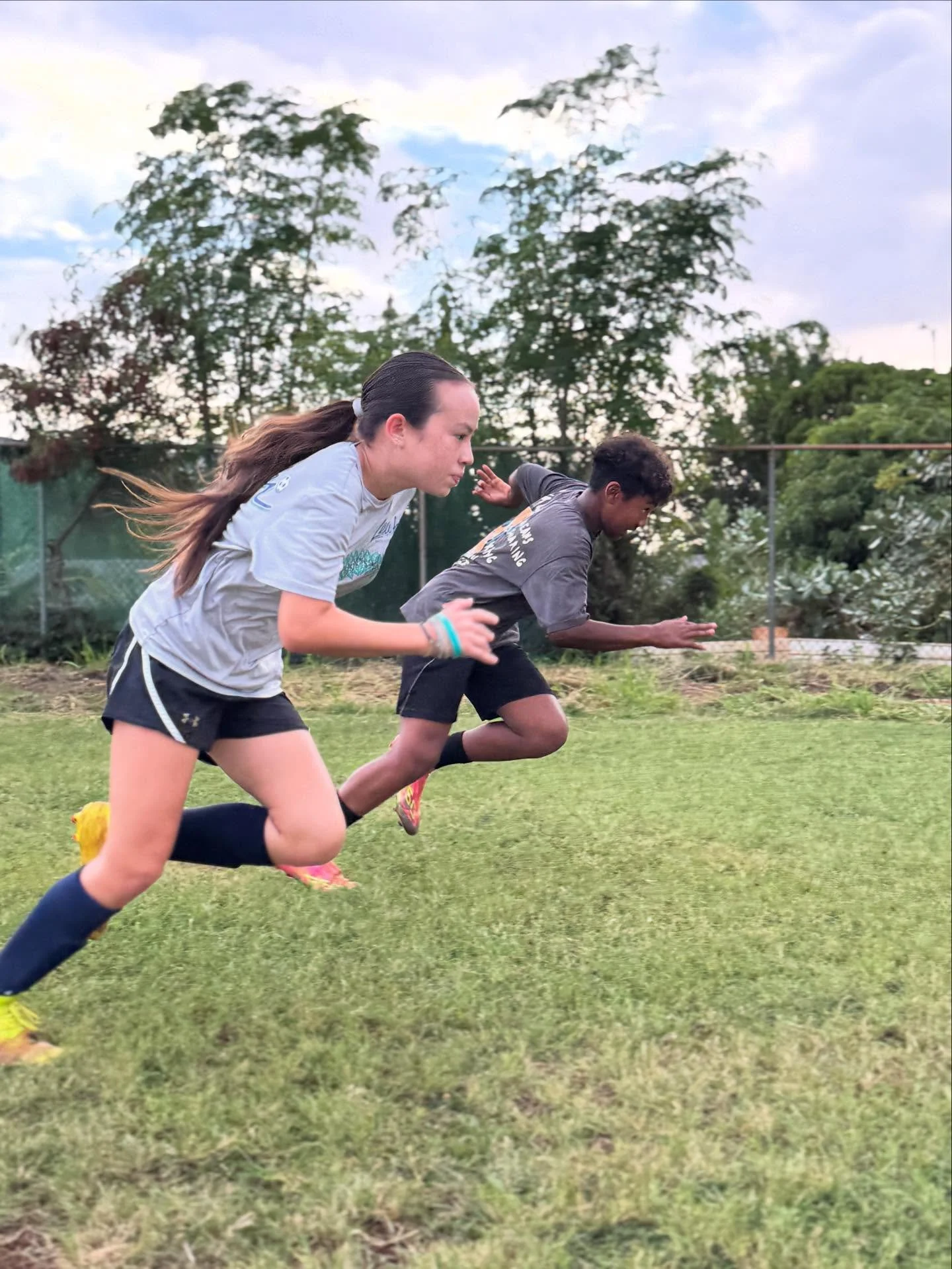 Some fun shots from this week's training so far. Putting in some good work here at Rise 👏🏾👏🏾👏🏾

#pearlcitysoccer #oahusoccer #hawaiisoccer