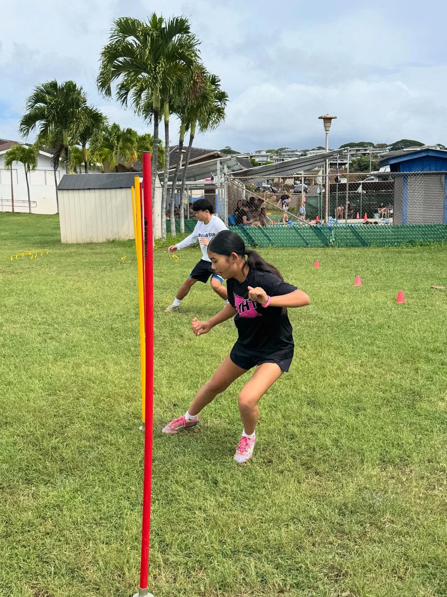 ✅ Defensive session in the books 

#ohausoccer #808sports #808soccer #honolulusports #hawaiiathletes #soccertraining #youthsports #youthsoccer #oahusports #risesoccertraining