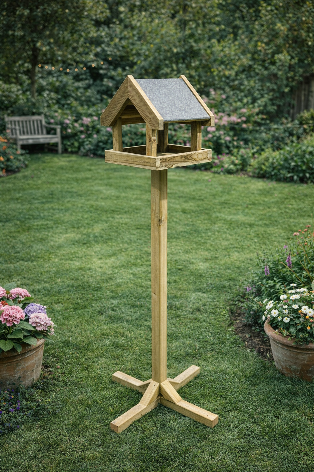 Bird table 2.png