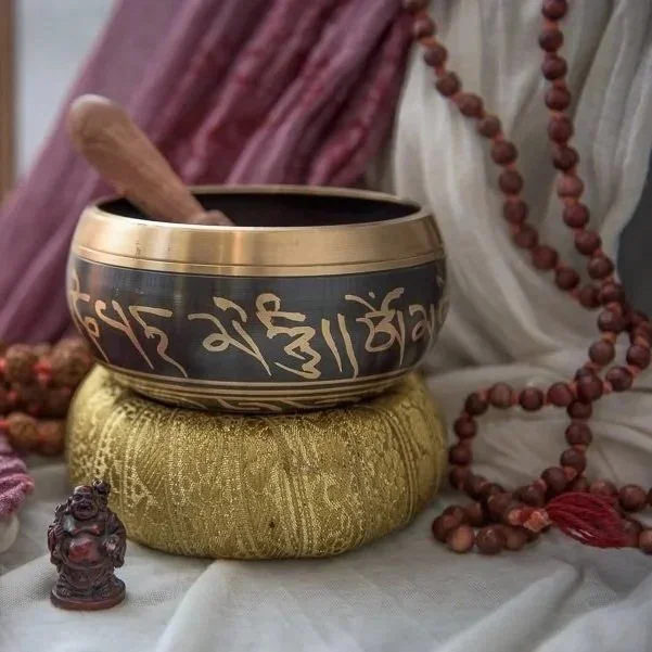 Singing bowl meditation and sound healing (in person)