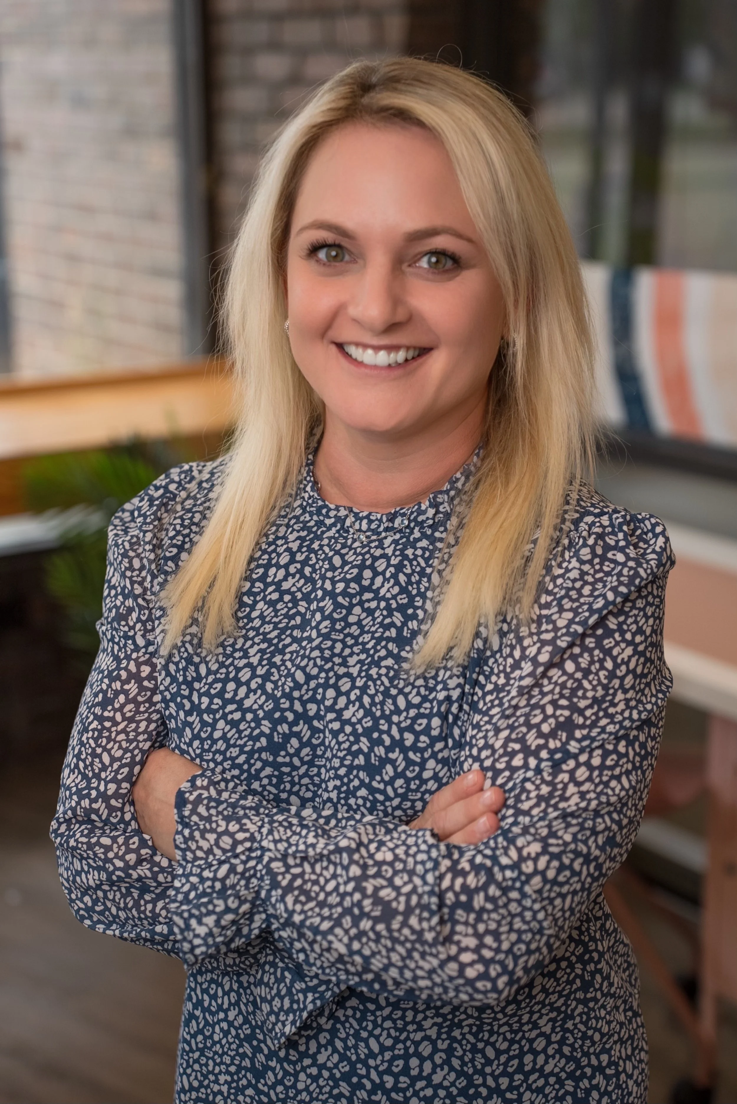 I Am Holding Happiness for 6 Million Souls