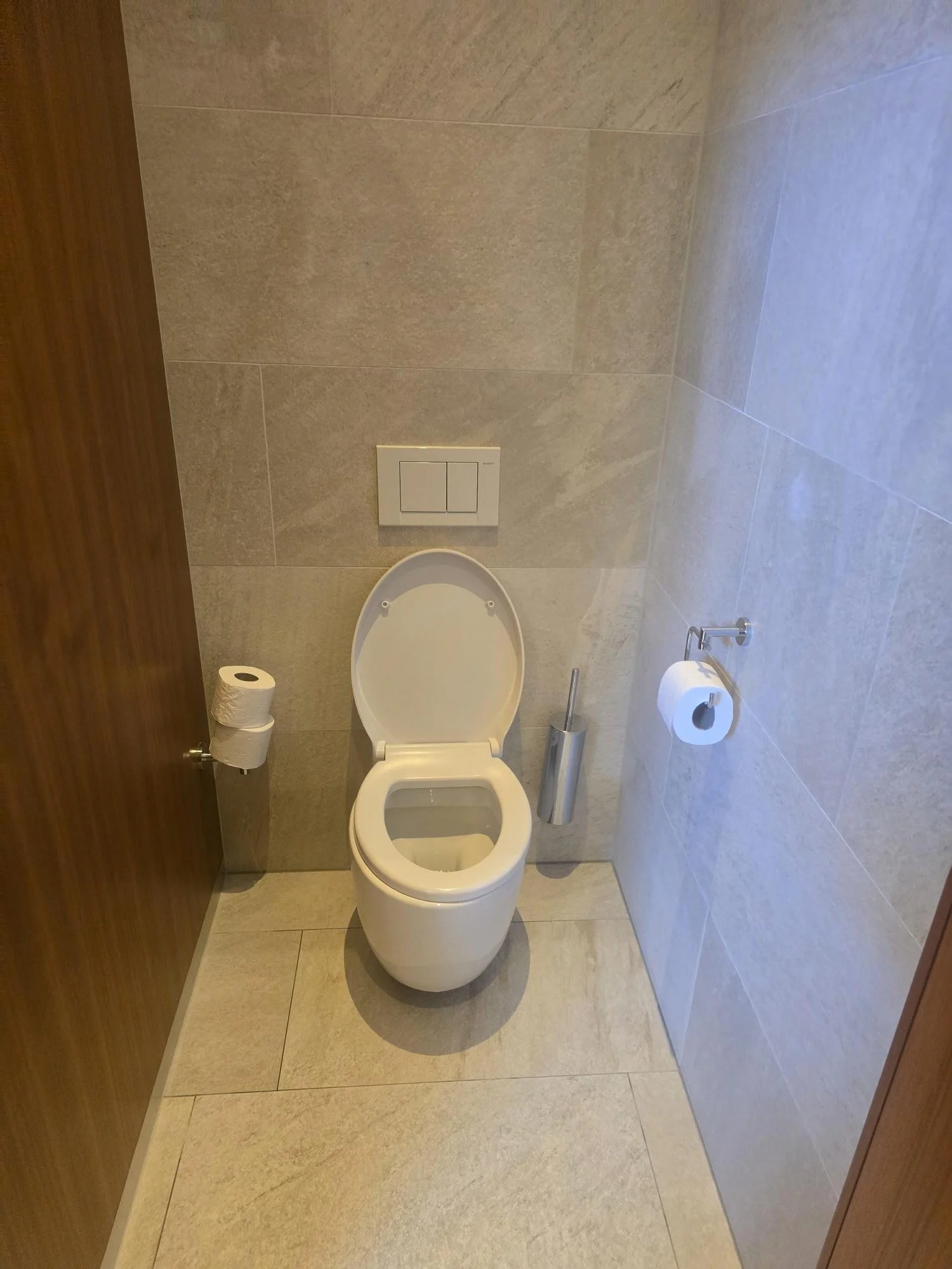 Jedes Detail zählt - vorher vs. nachher. - Frisches WC, neues Wohlgefühl. 