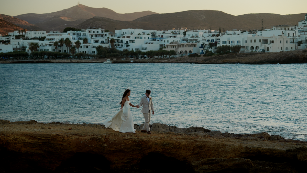 Blake & Breanna Paros Greece Stills Portfolio_2.131.1.png