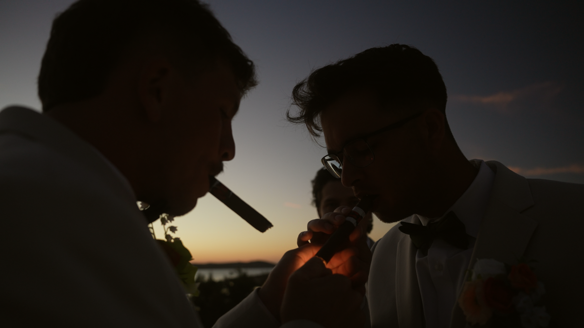 Blake & Breanna Paros Greece Stills Portfolio_1.88.1.png