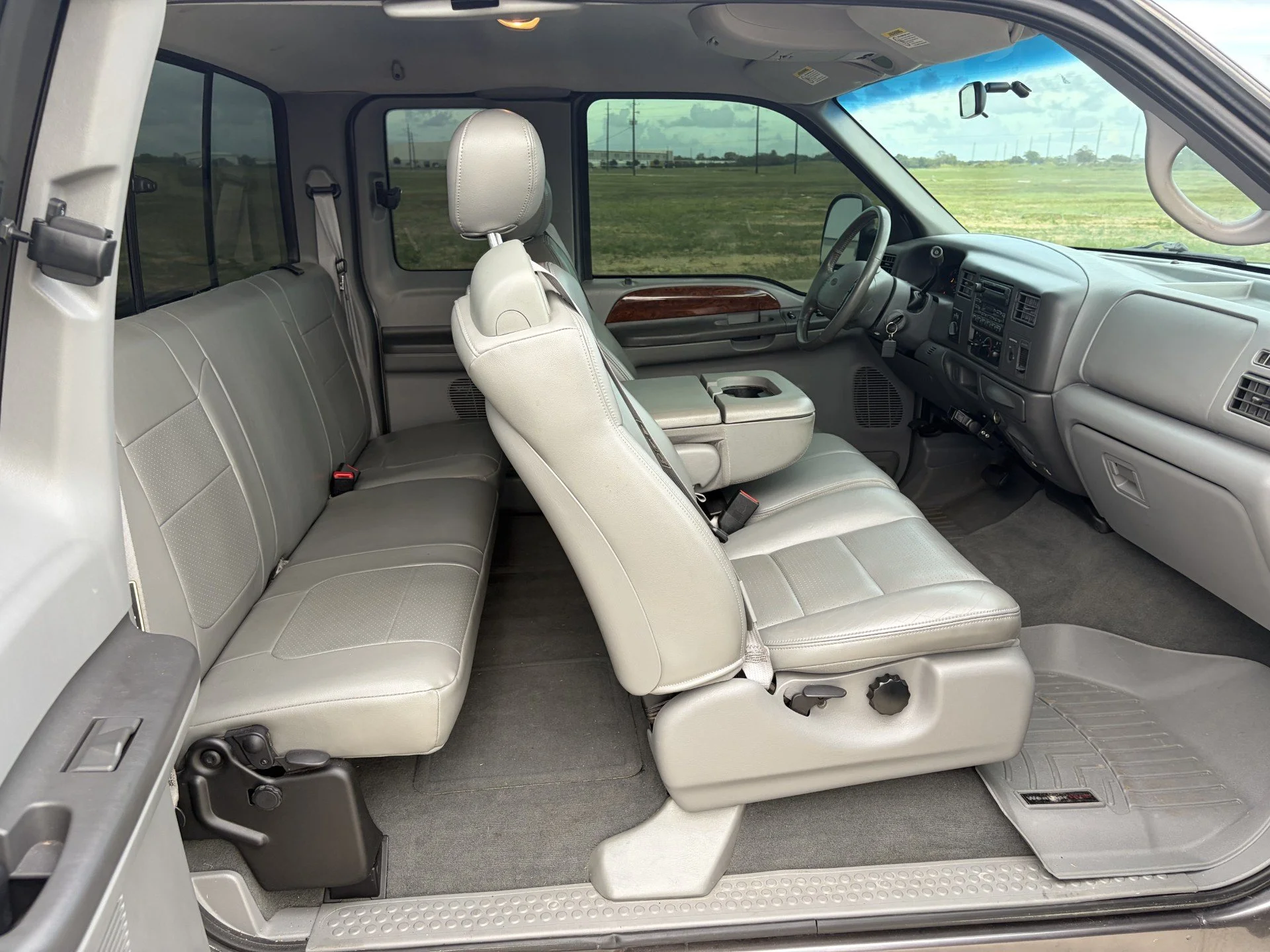 02 F250 2.jpg