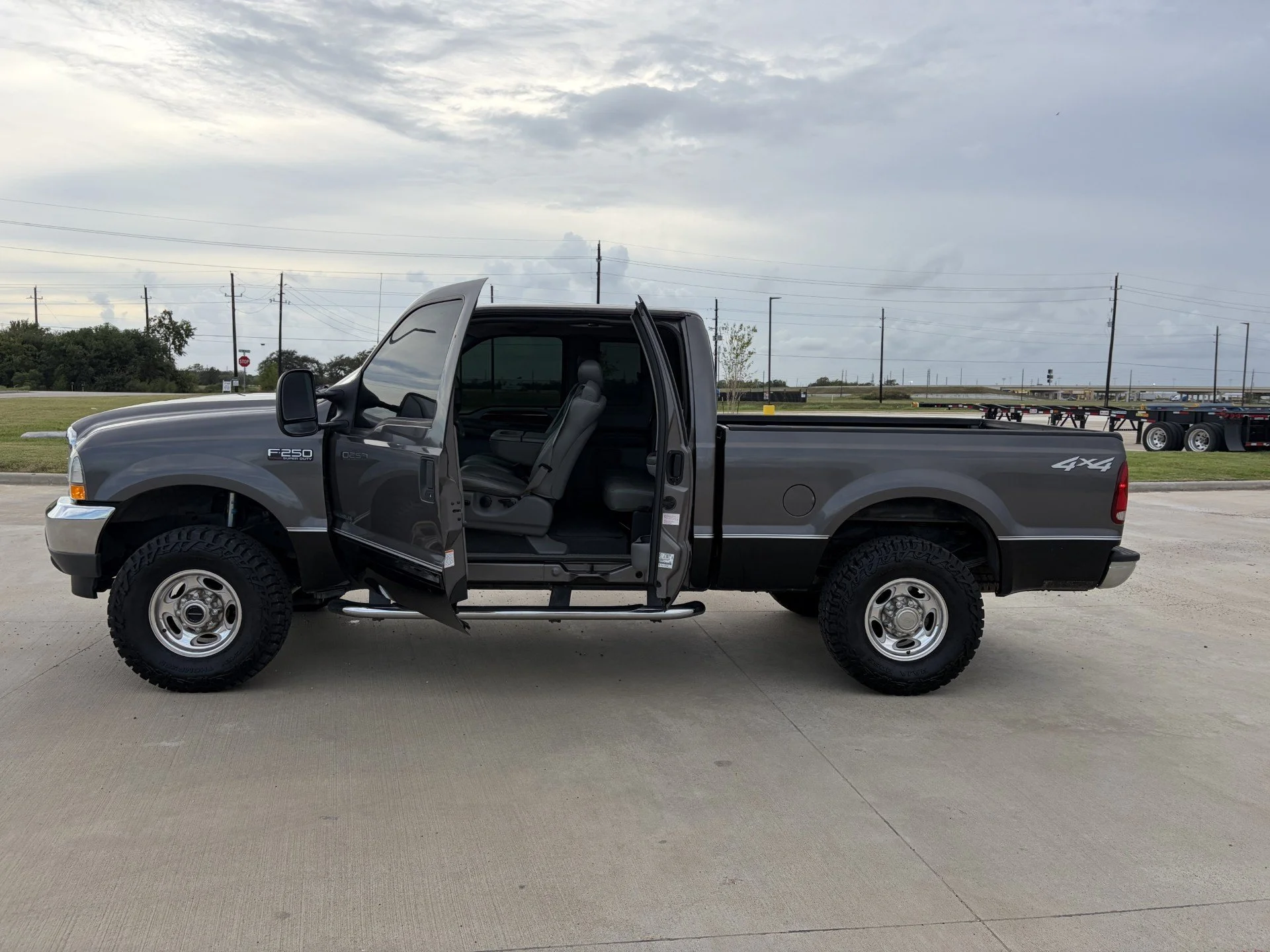 2002 Ford F250 Supercab Short Bed 4x4 Lariat 7.3 Powerstroke 44K miles