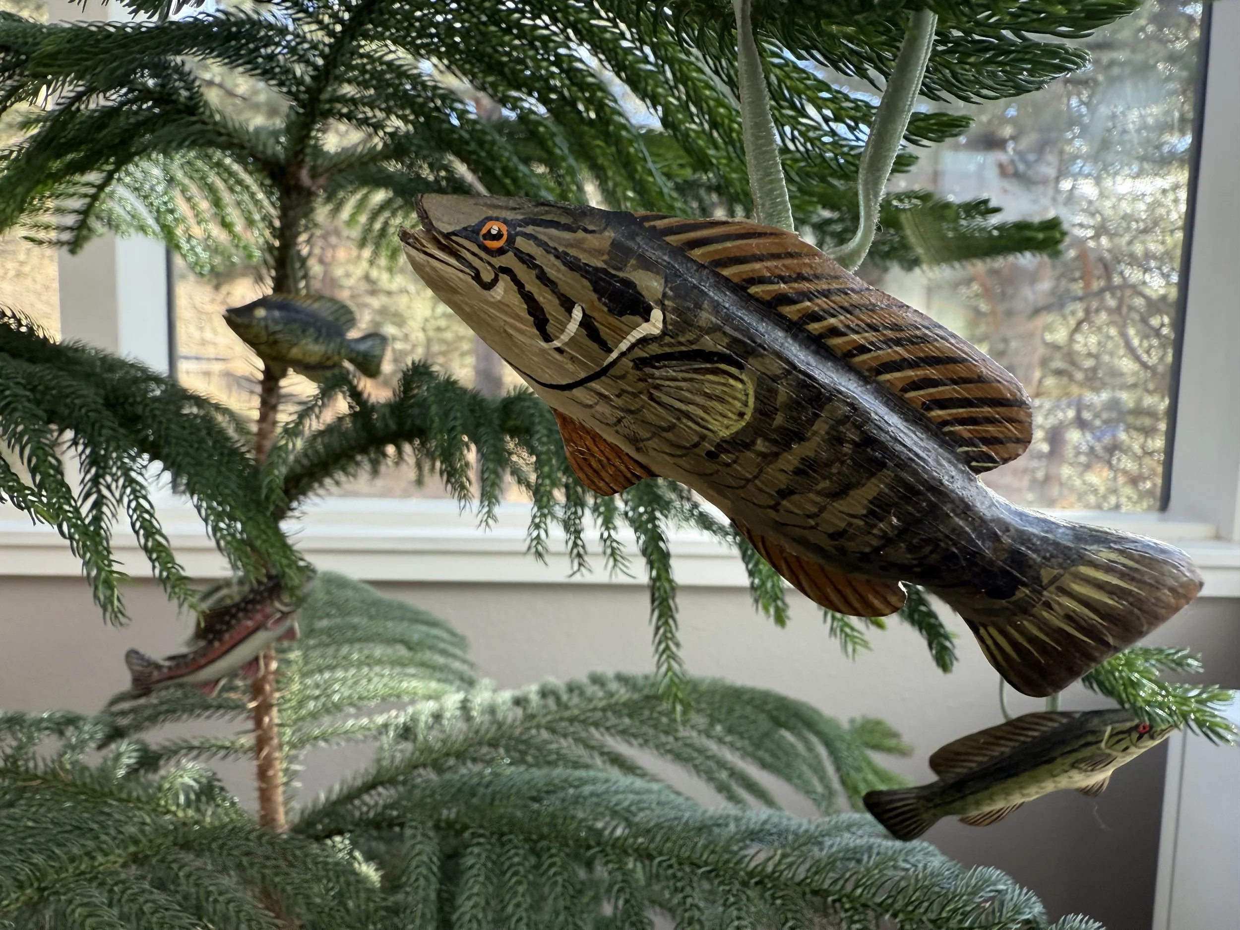 SOLD Set of 4 Mini Hand carved Fish Ornaments, Vintage