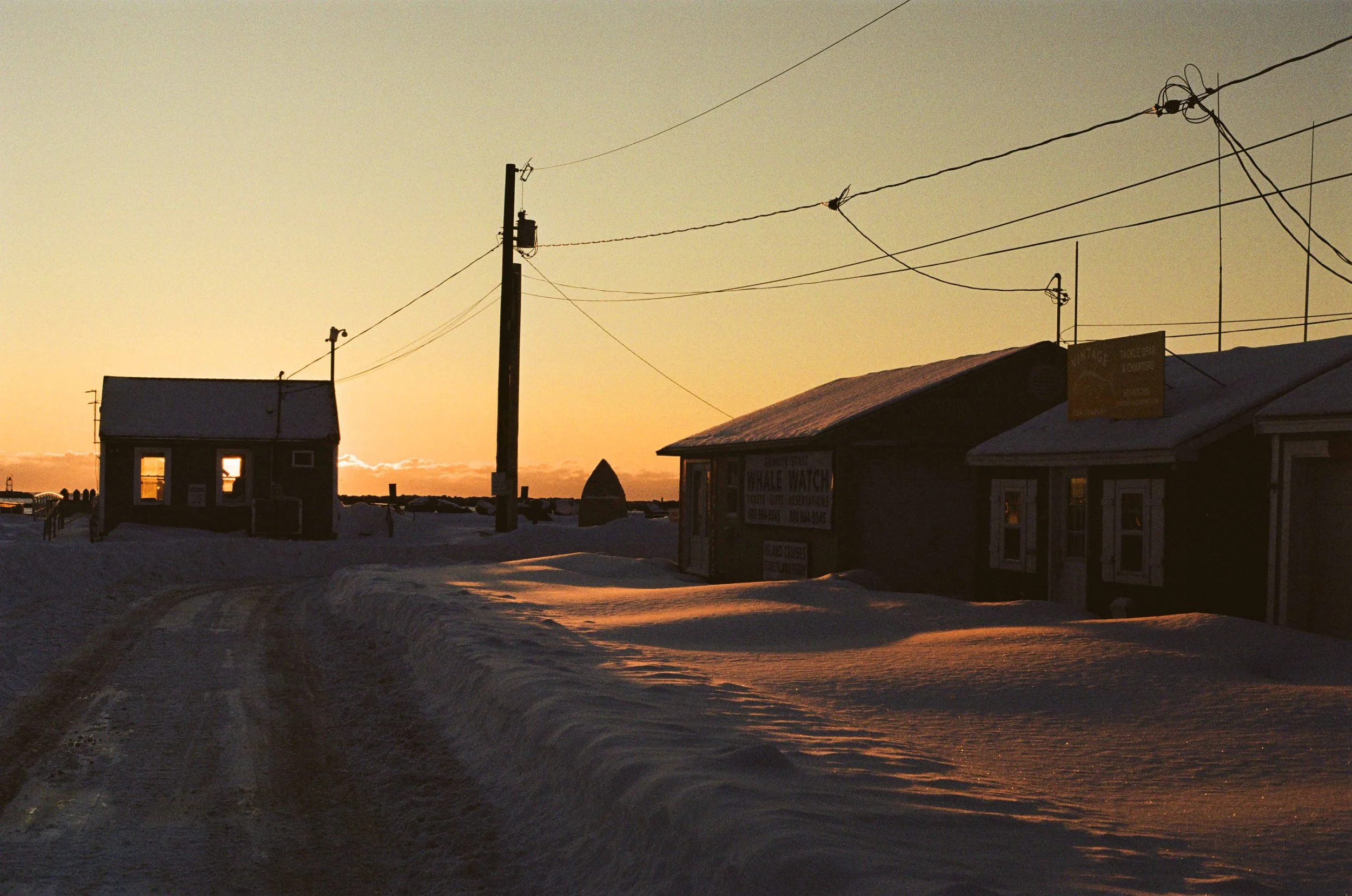 394700290021_27.jpg