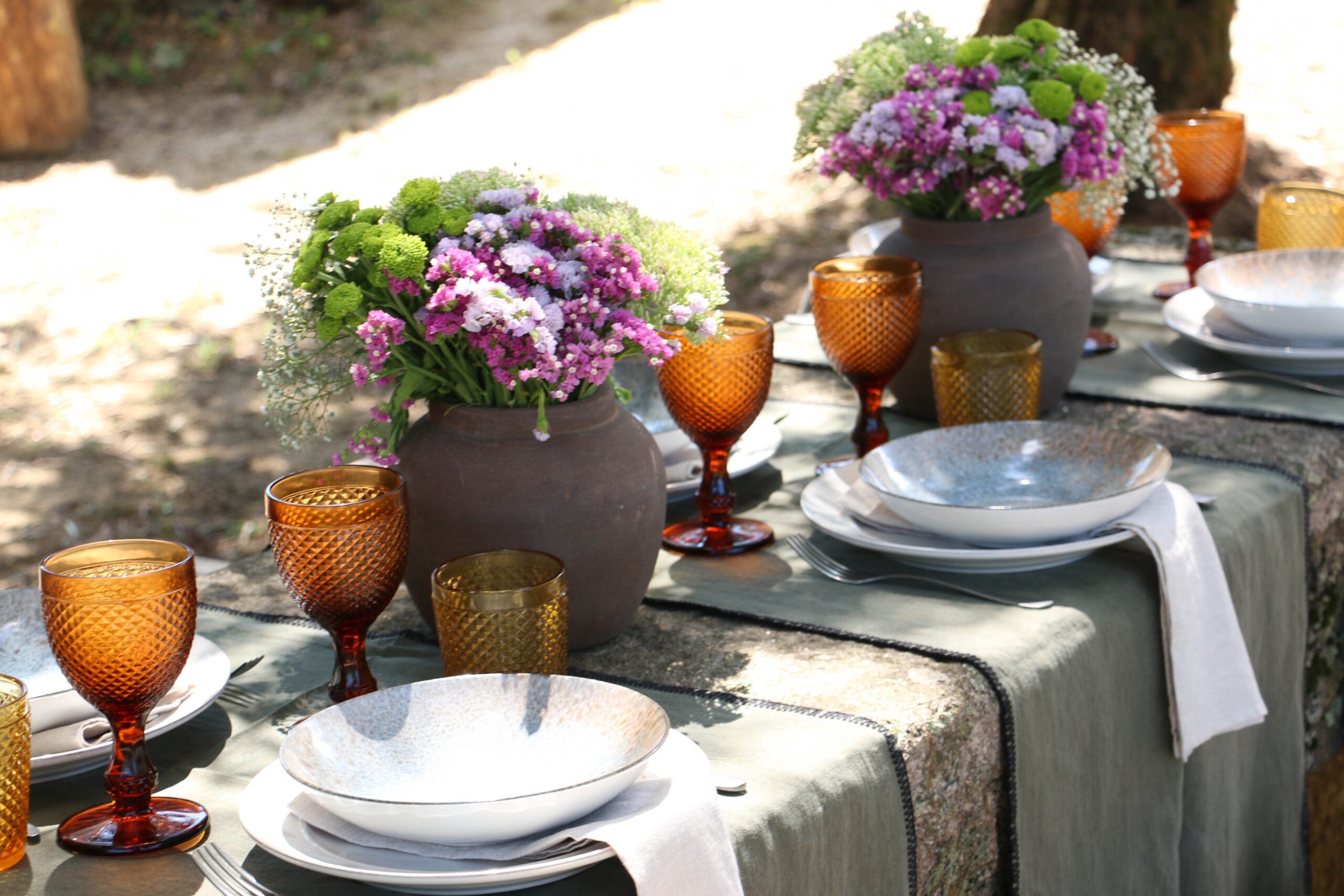 13-dining-table-setting.jpg