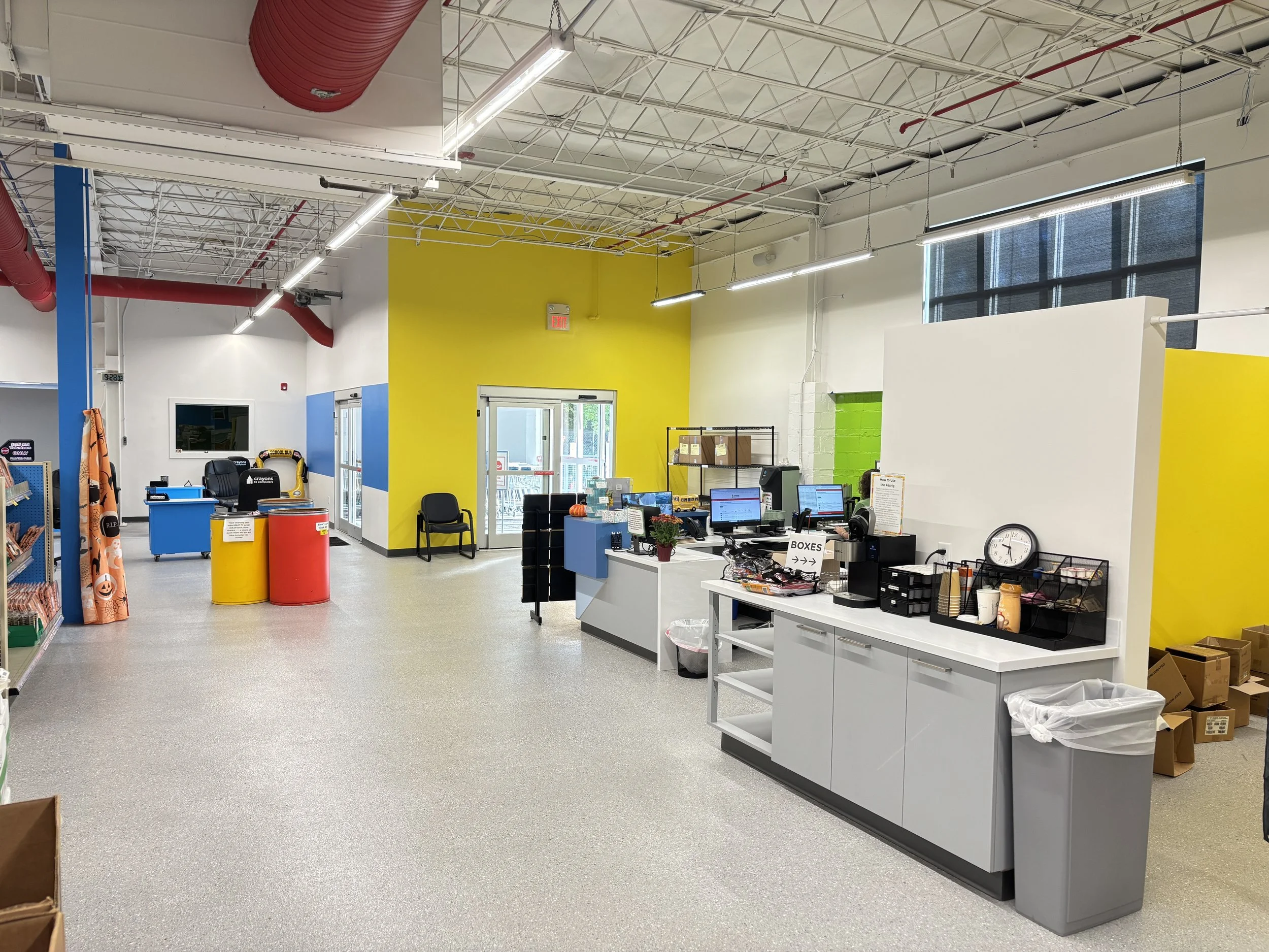 2025-09-29 Store entry desk checkout.jpg