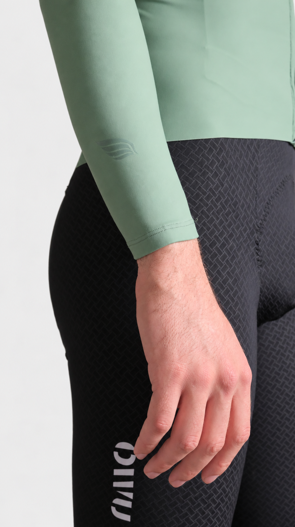 Sage Sleeve and Textured Cycling Tights.png