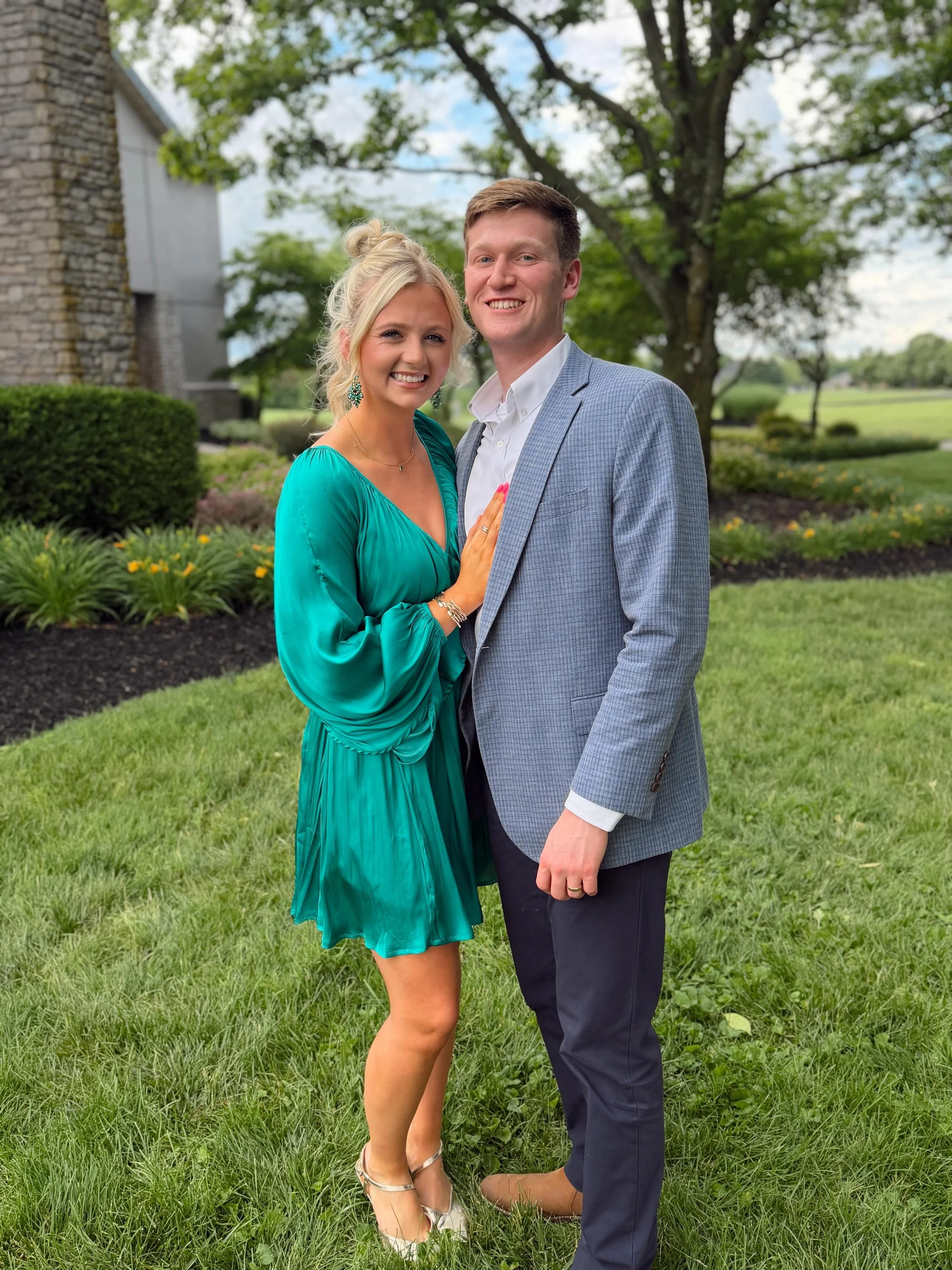 All dressed up for the Spaldings!🤍💍✨ 

#CheersToTheSpaldings #WeddingWeekend 
#BestTimeOfYear