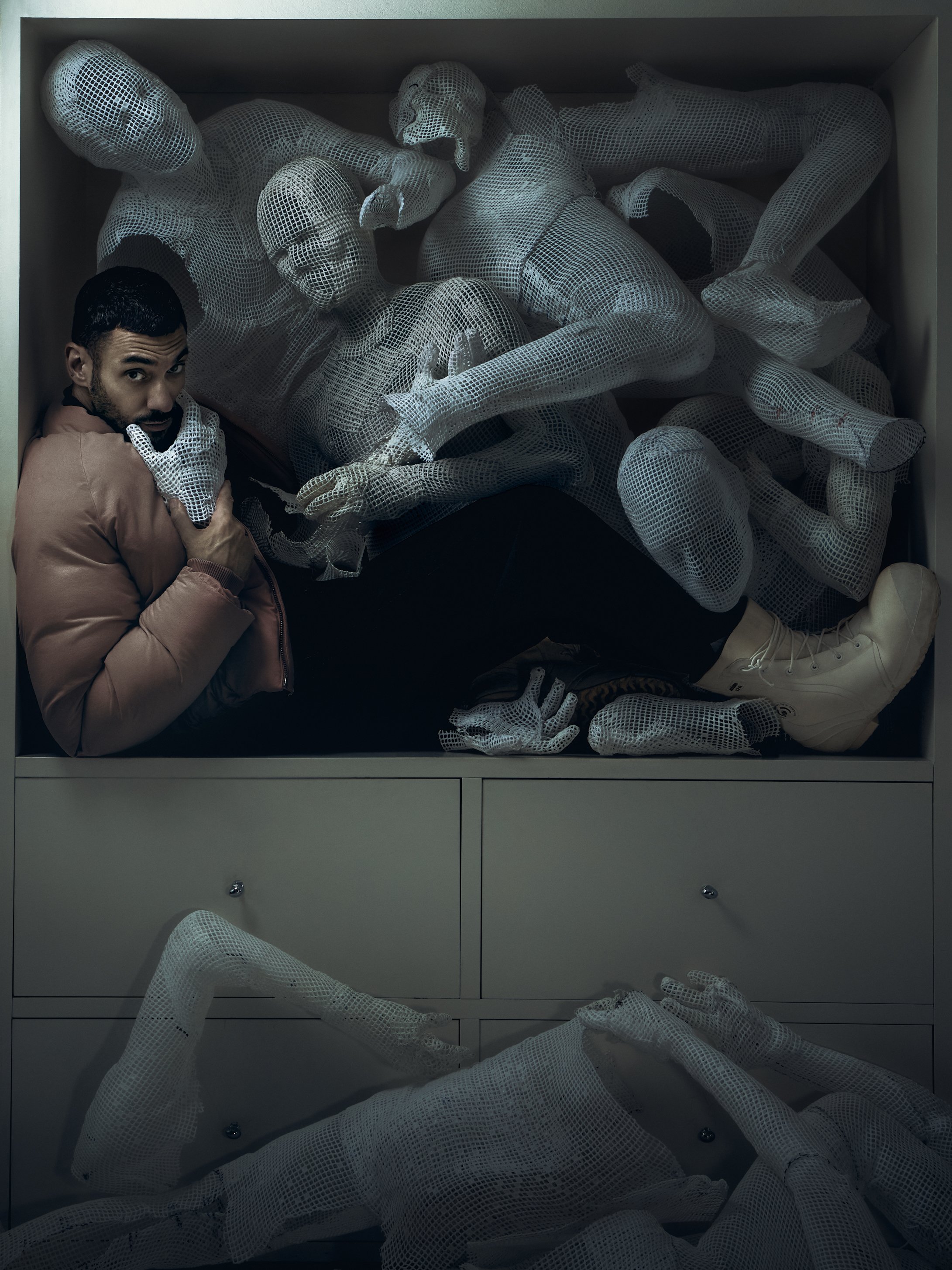 AitorThroup_Outlander_Portrait.jpg