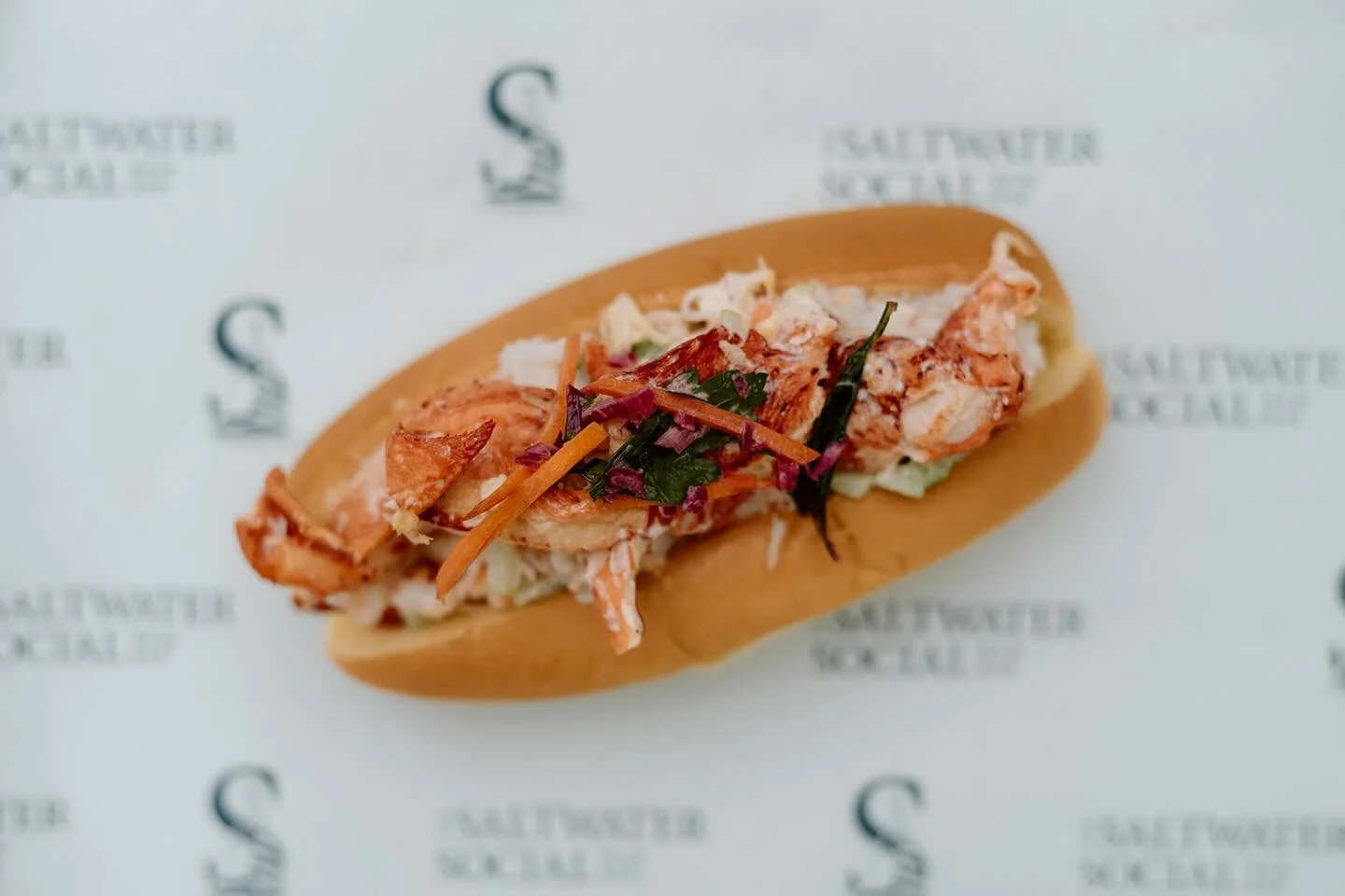 Piled high and ready to impress. Lobster doing its thing! 🦞

#LobsterLife #thesaltwatersocial #seafoodcapebreton #sydneyfood #capebretonfoodtruck 

@tialoryssaphotography