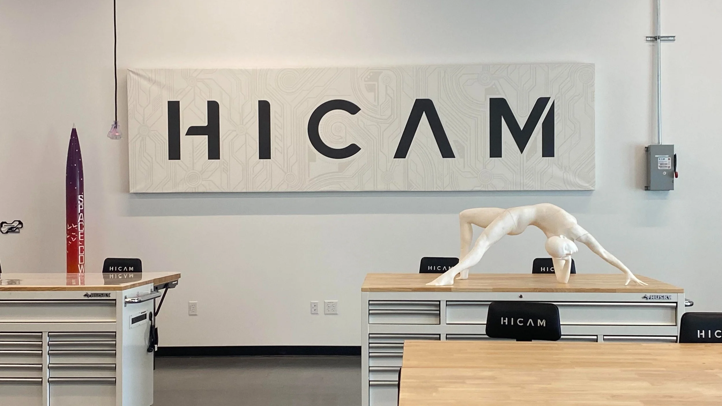 This art piece embodies the themes of yesterday's Tech Out Texas conference at HICAM in Austin: grace and flexibility in navigating the AI revolution. Many thanks to the hosts, WICT Greater Texas, for inviting me to lead a breakout session on "P