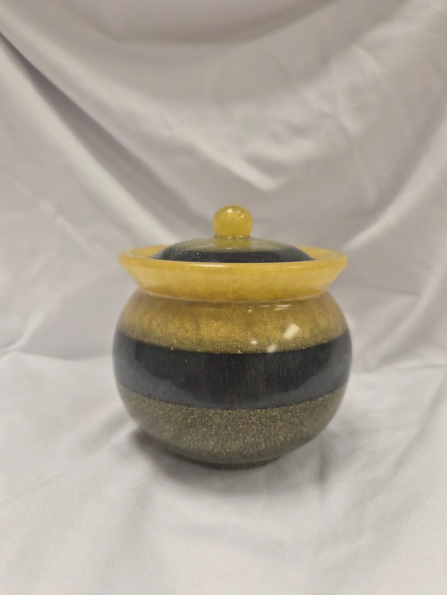 Small Honney pot